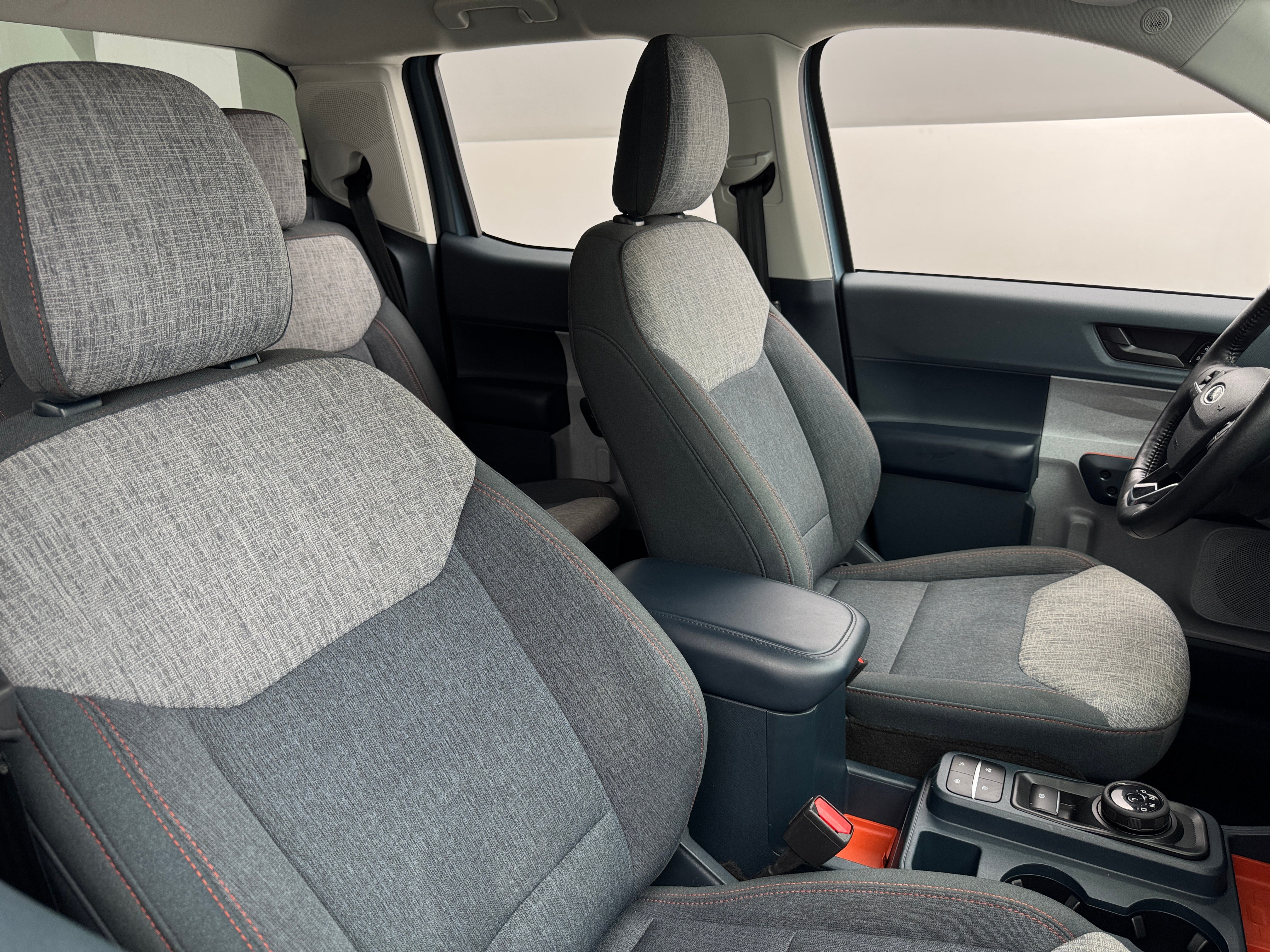 2022 Ford Maverick XLT 2