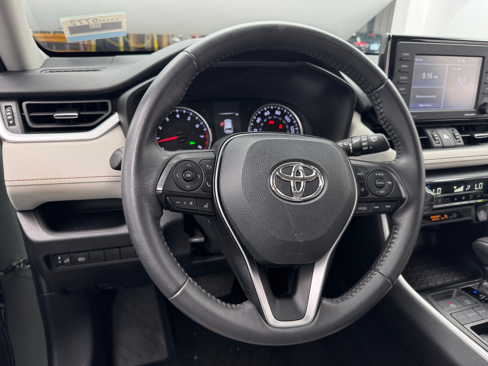 Thumbnail: 2022 Toyota RAV4 - 4