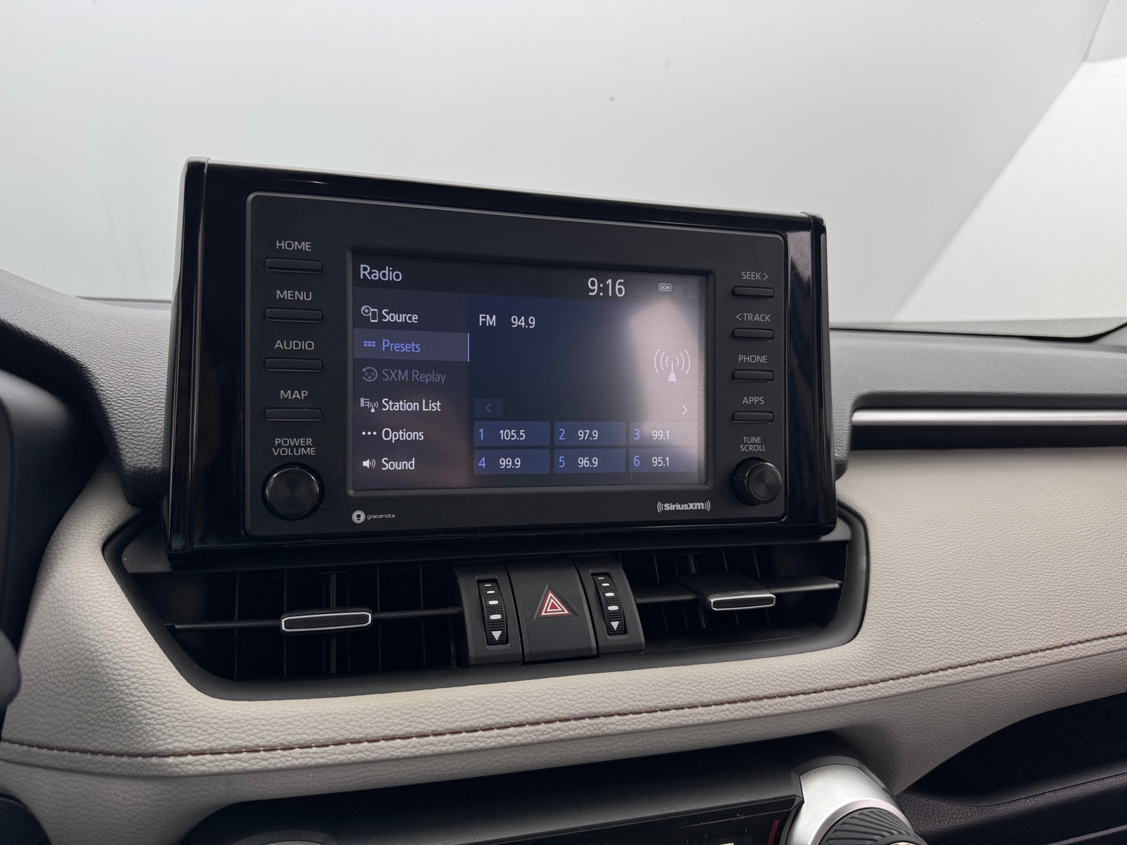 Thumbnail: 2022 Toyota RAV4 - 3