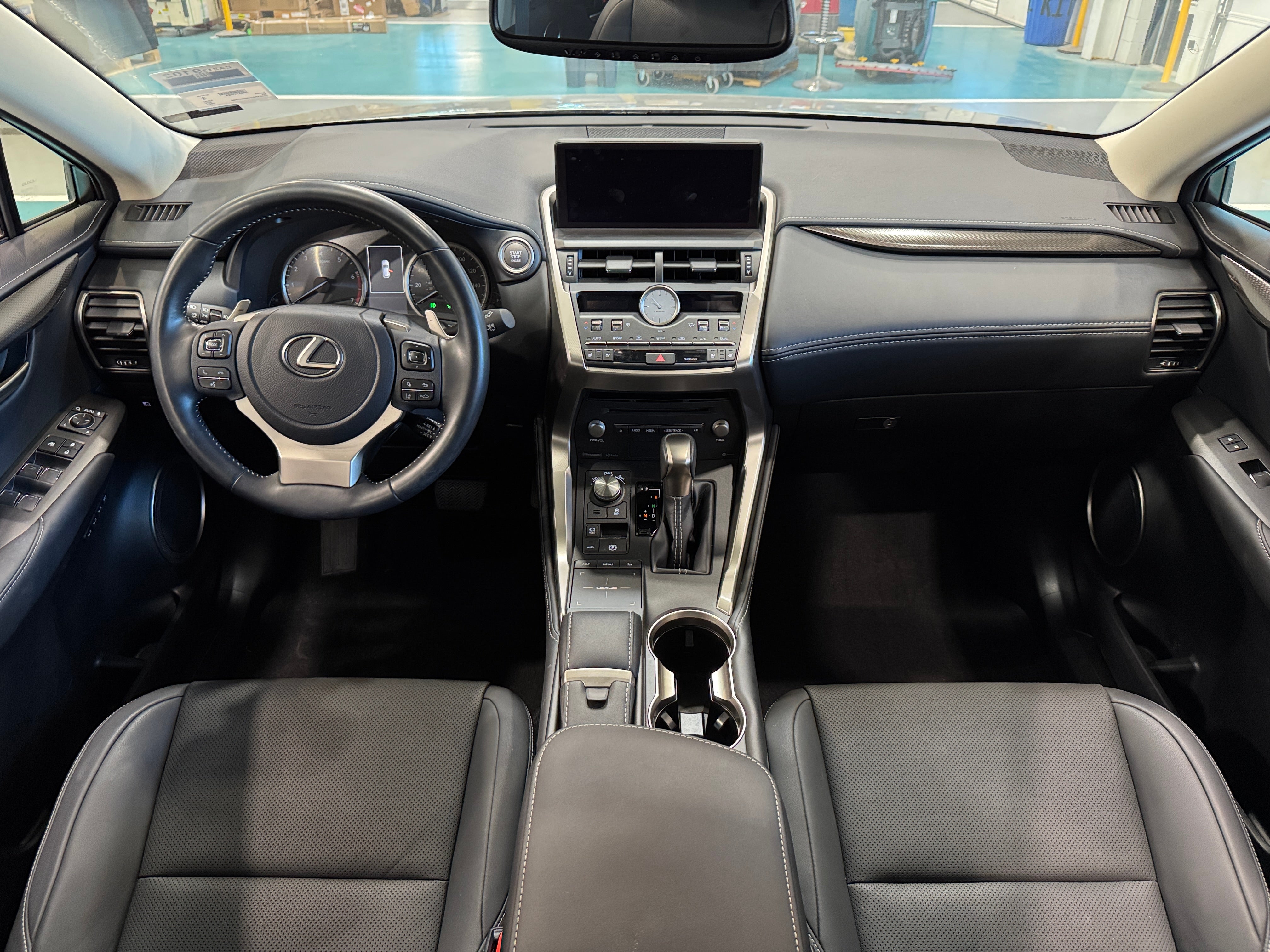 2021 Lexus NX 300 2