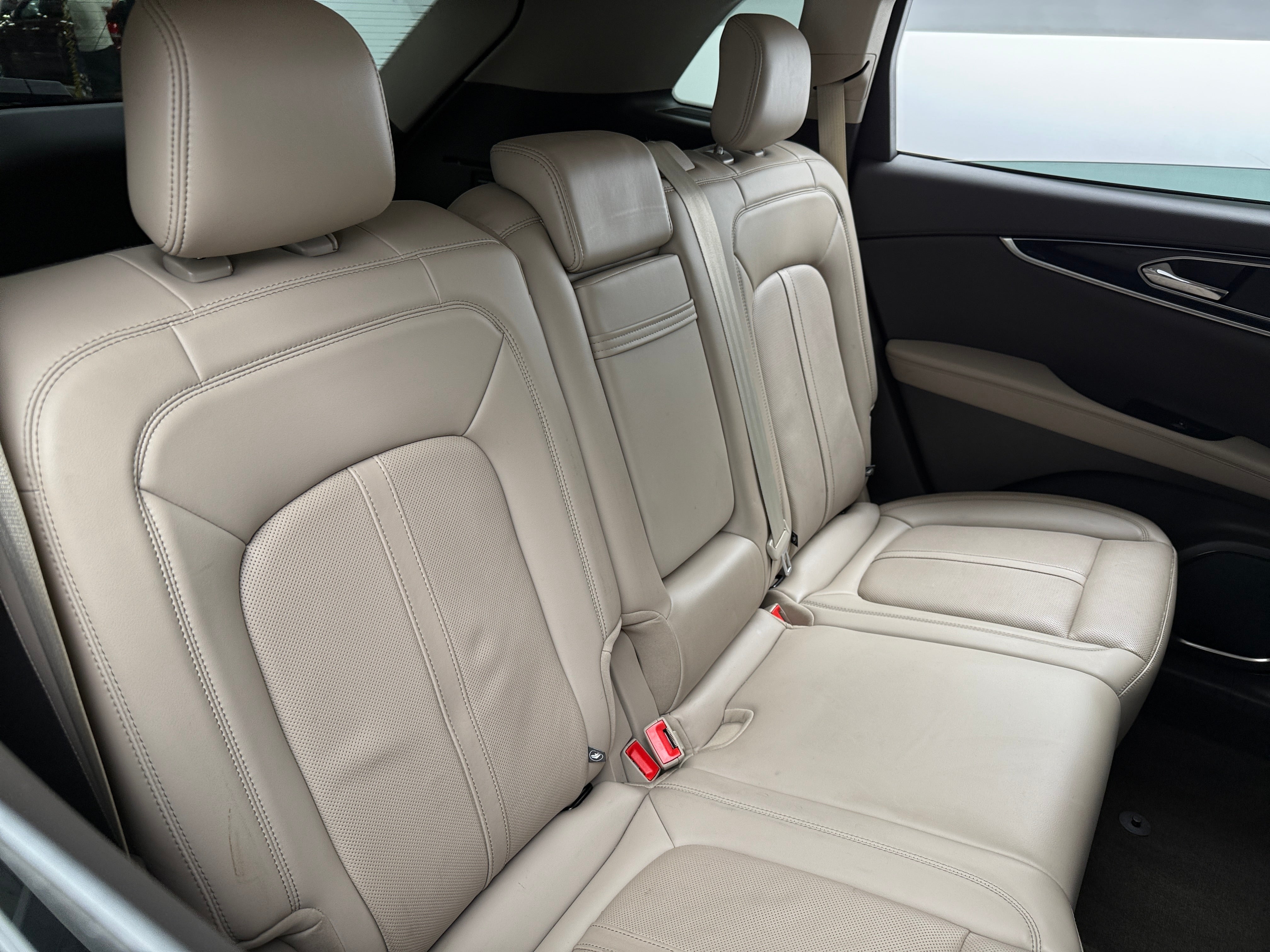 2022 Lincoln Nautilus Reserve 5