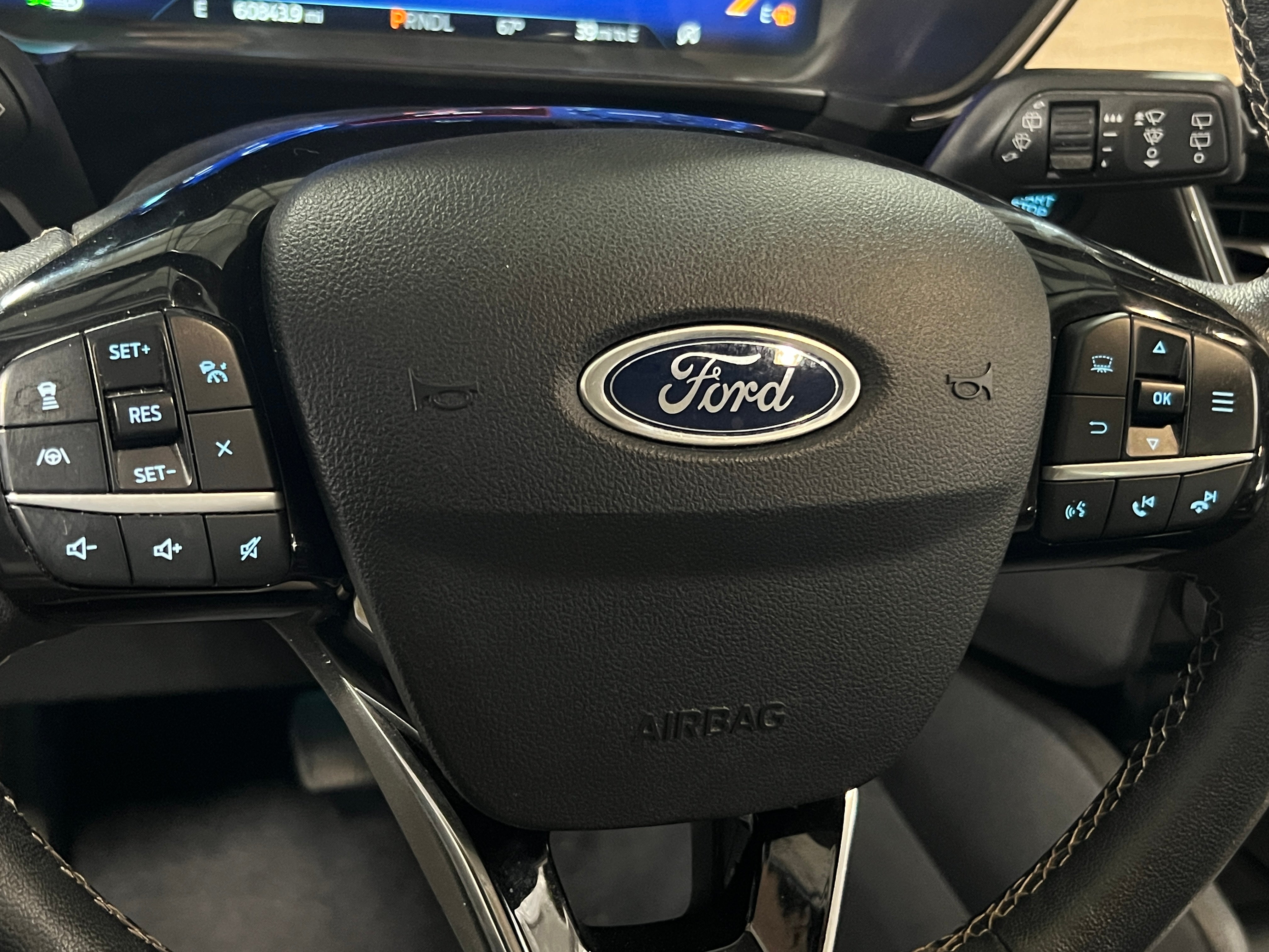 2021 Ford Escape Titanium 5