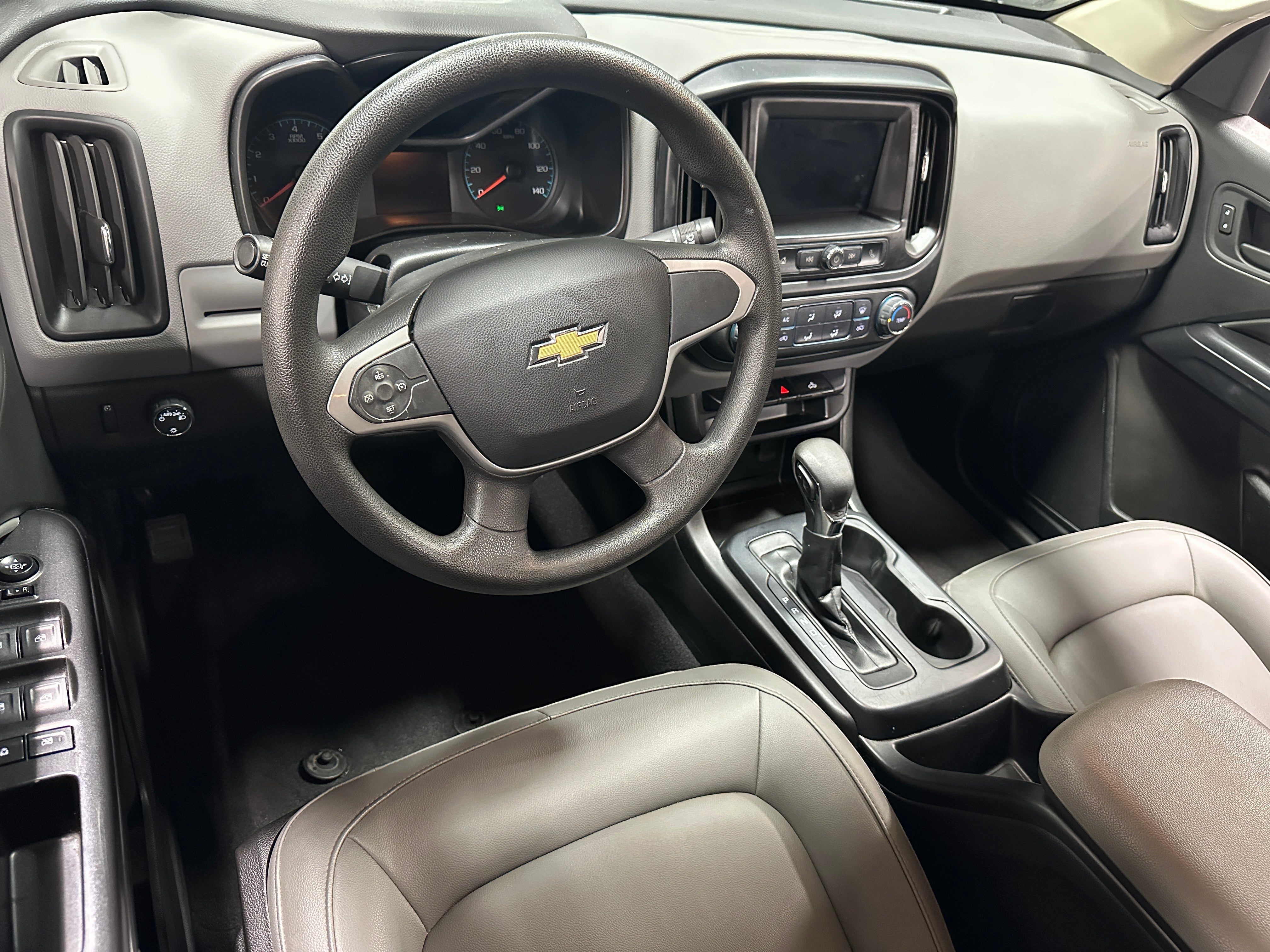 2022 Chevrolet Colorado Work Truck 3