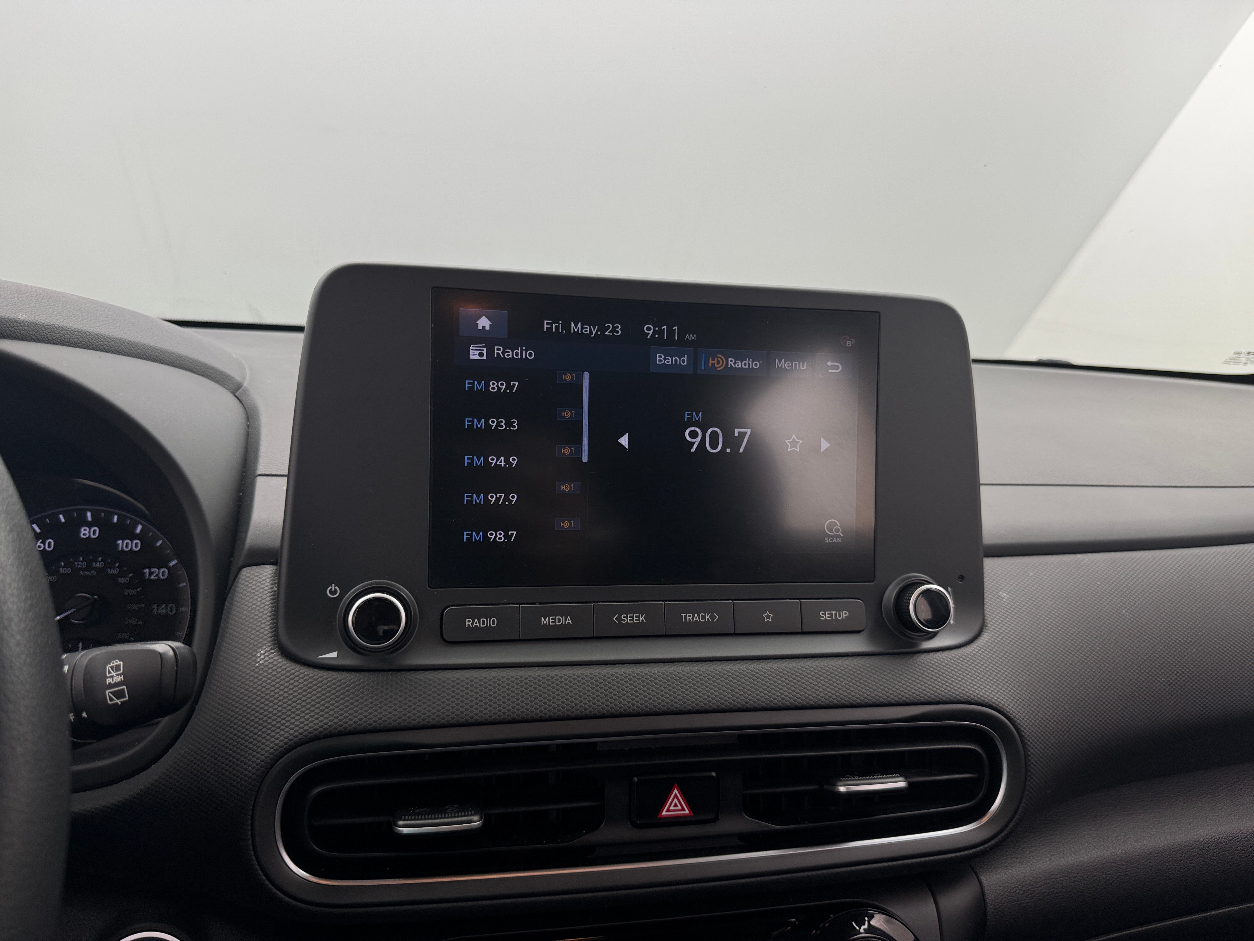 2022 Hyundai Kona SEL 4