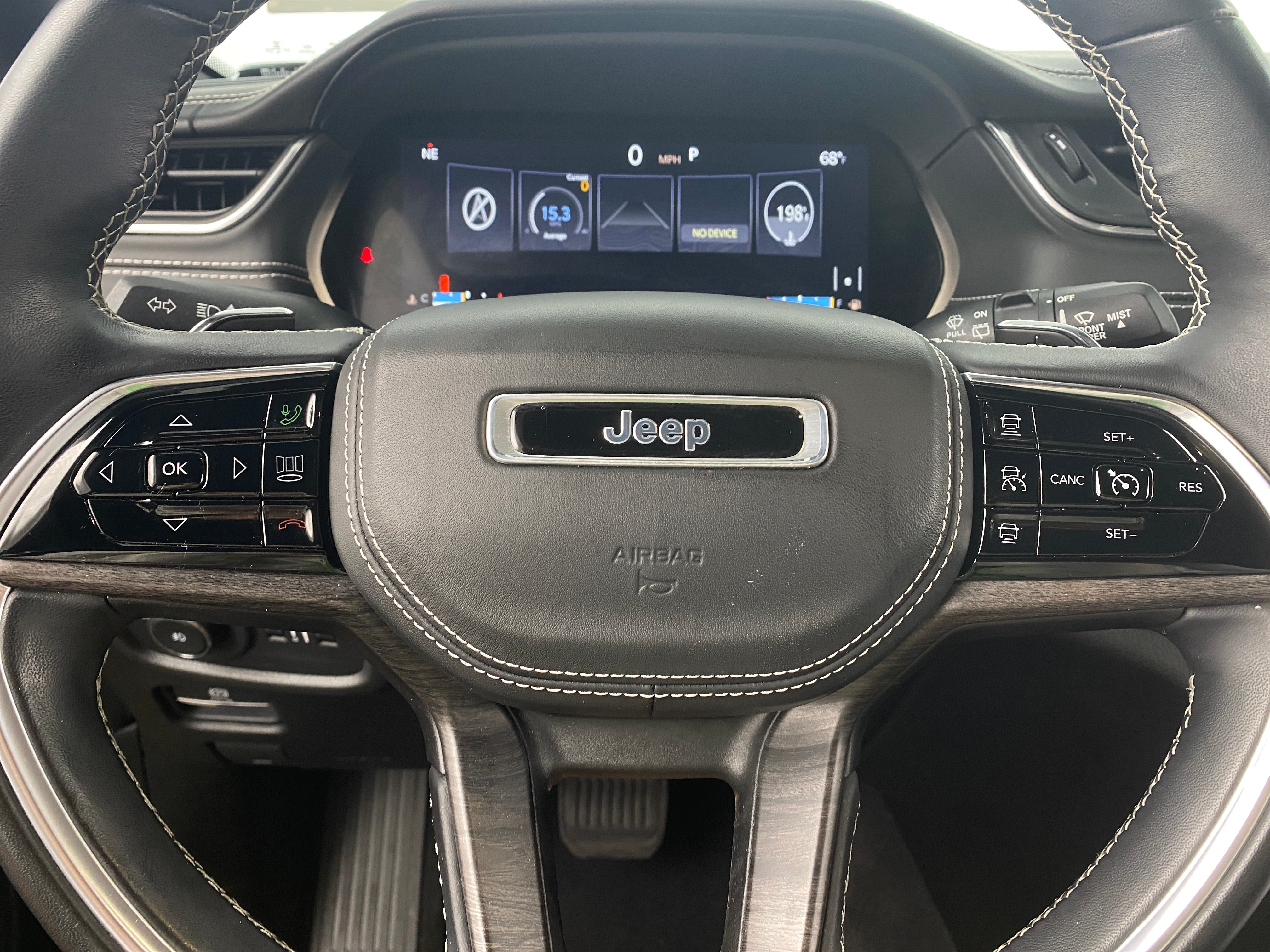 2021 Jeep Grand Cherokee L Overland 4