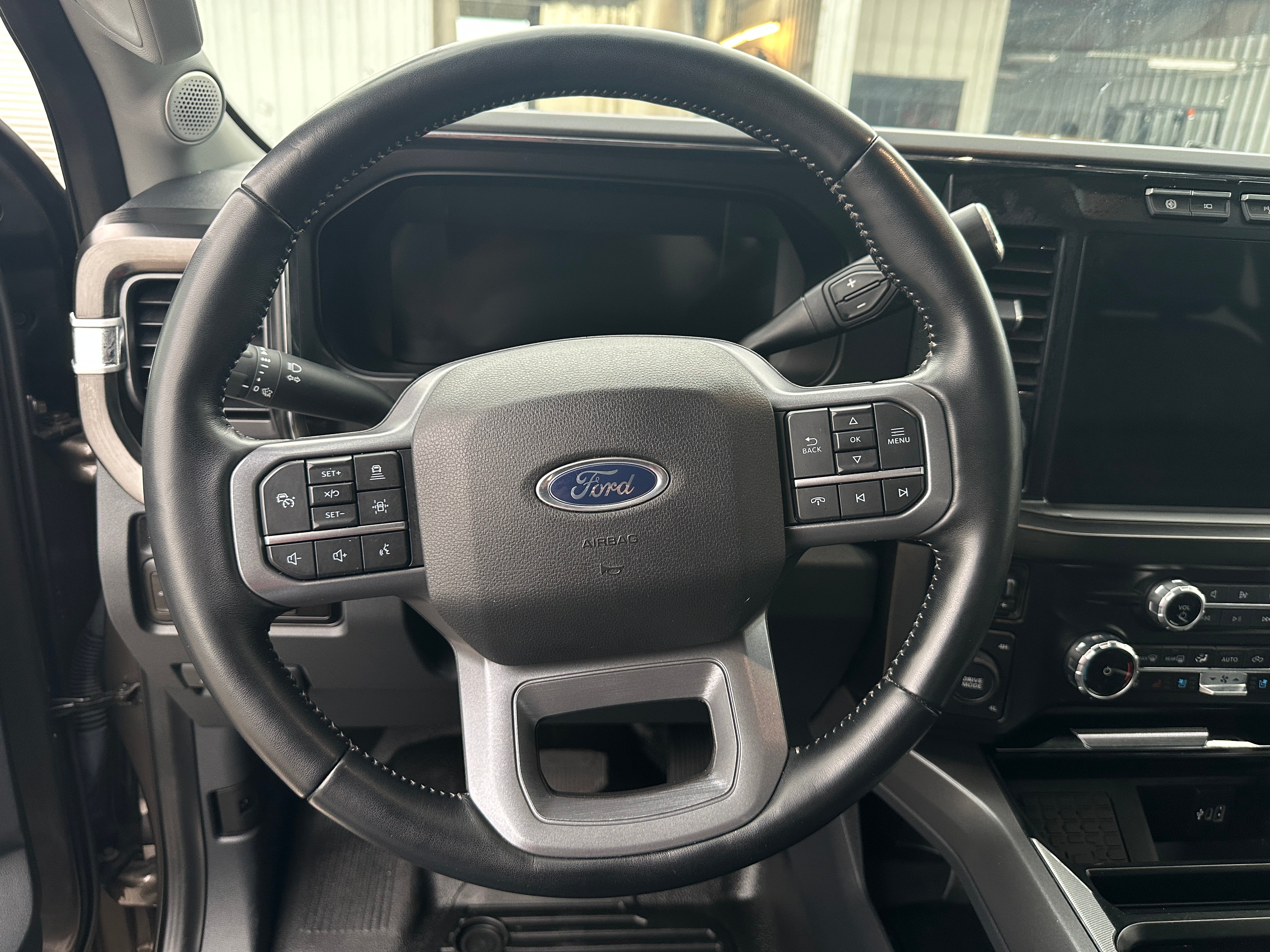 Thumbnail: 2023 Ford Econoline - 4
