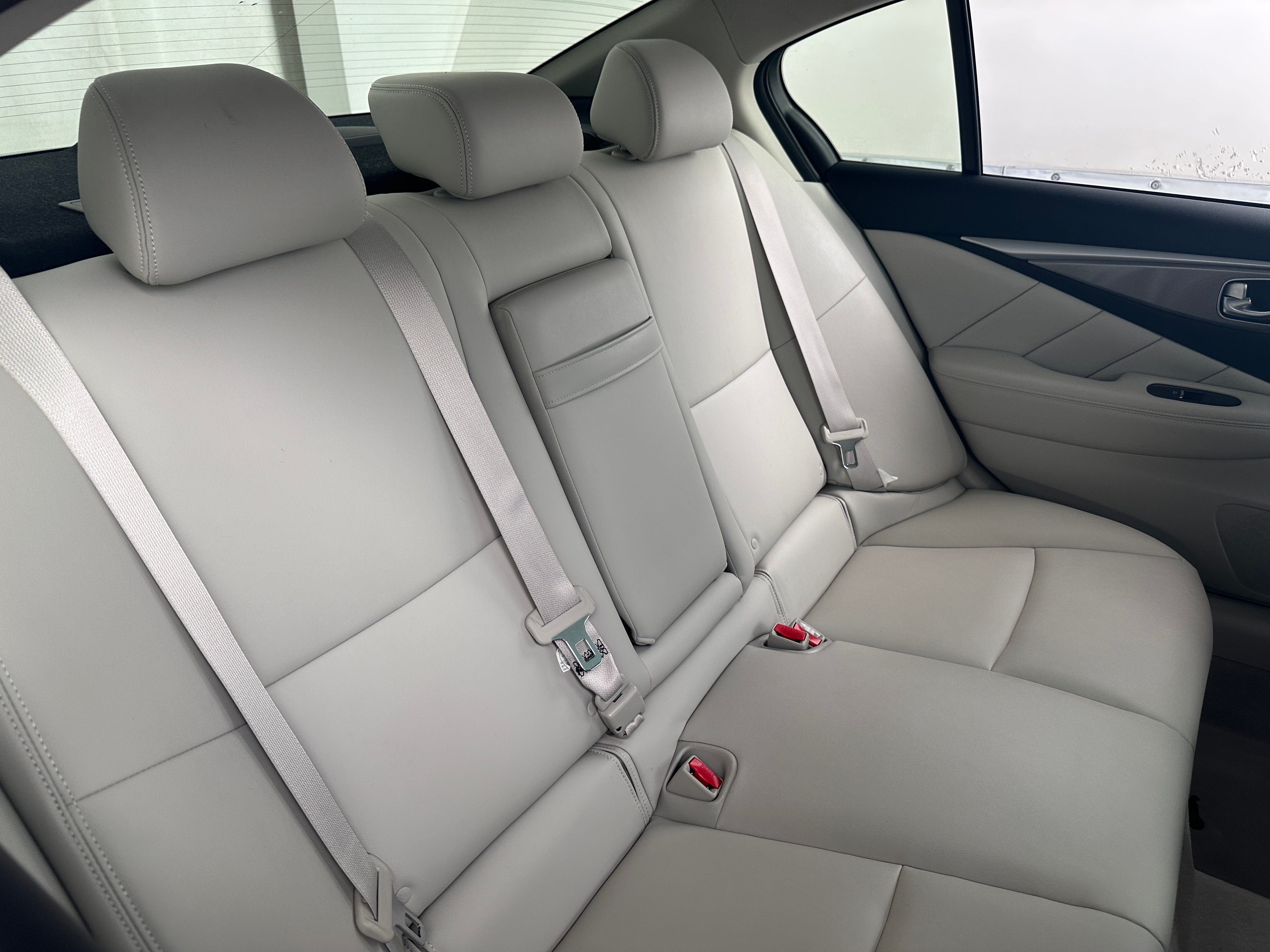 2015 INFINITI Q50 Premium 6