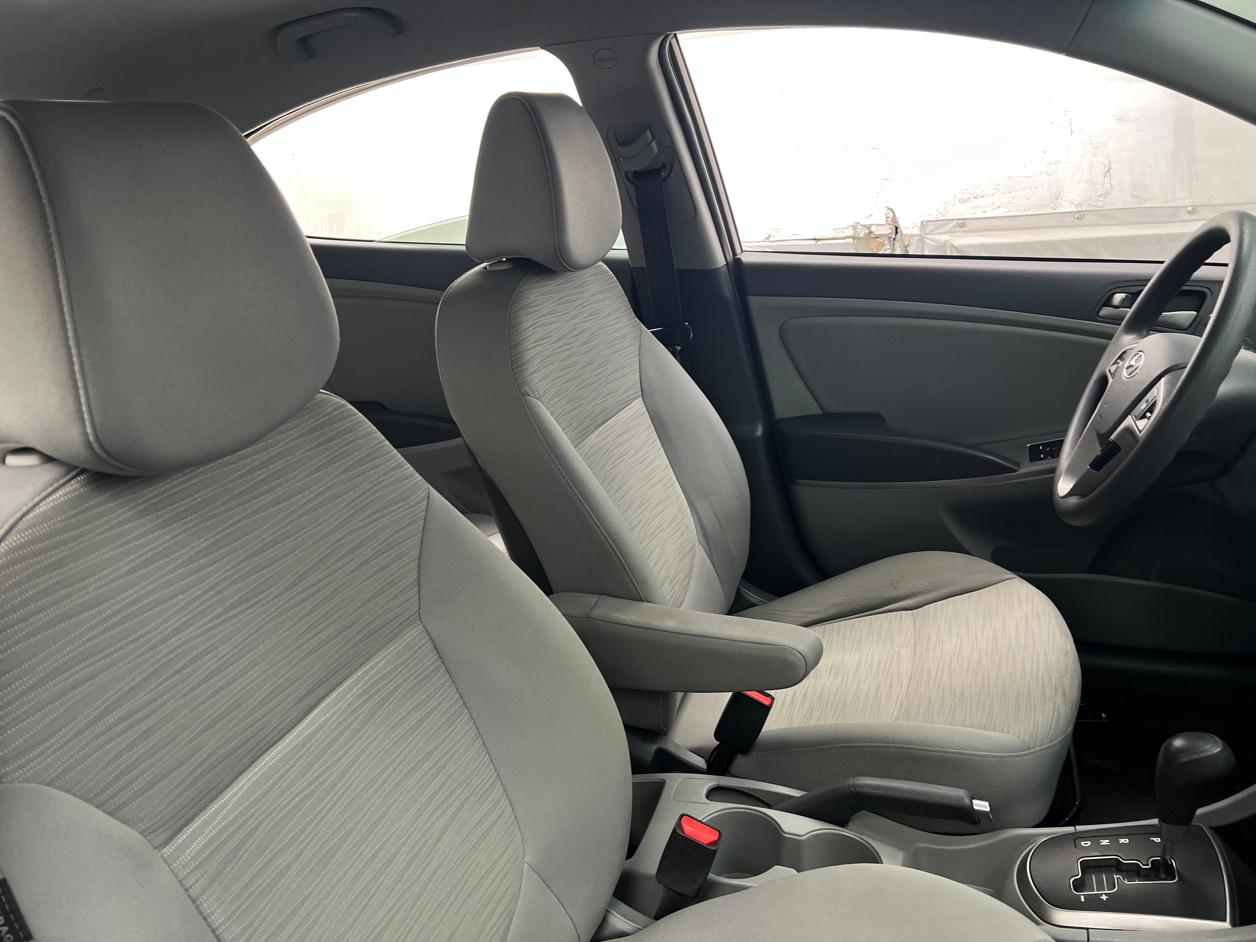 2017 Hyundai Accent SE 2