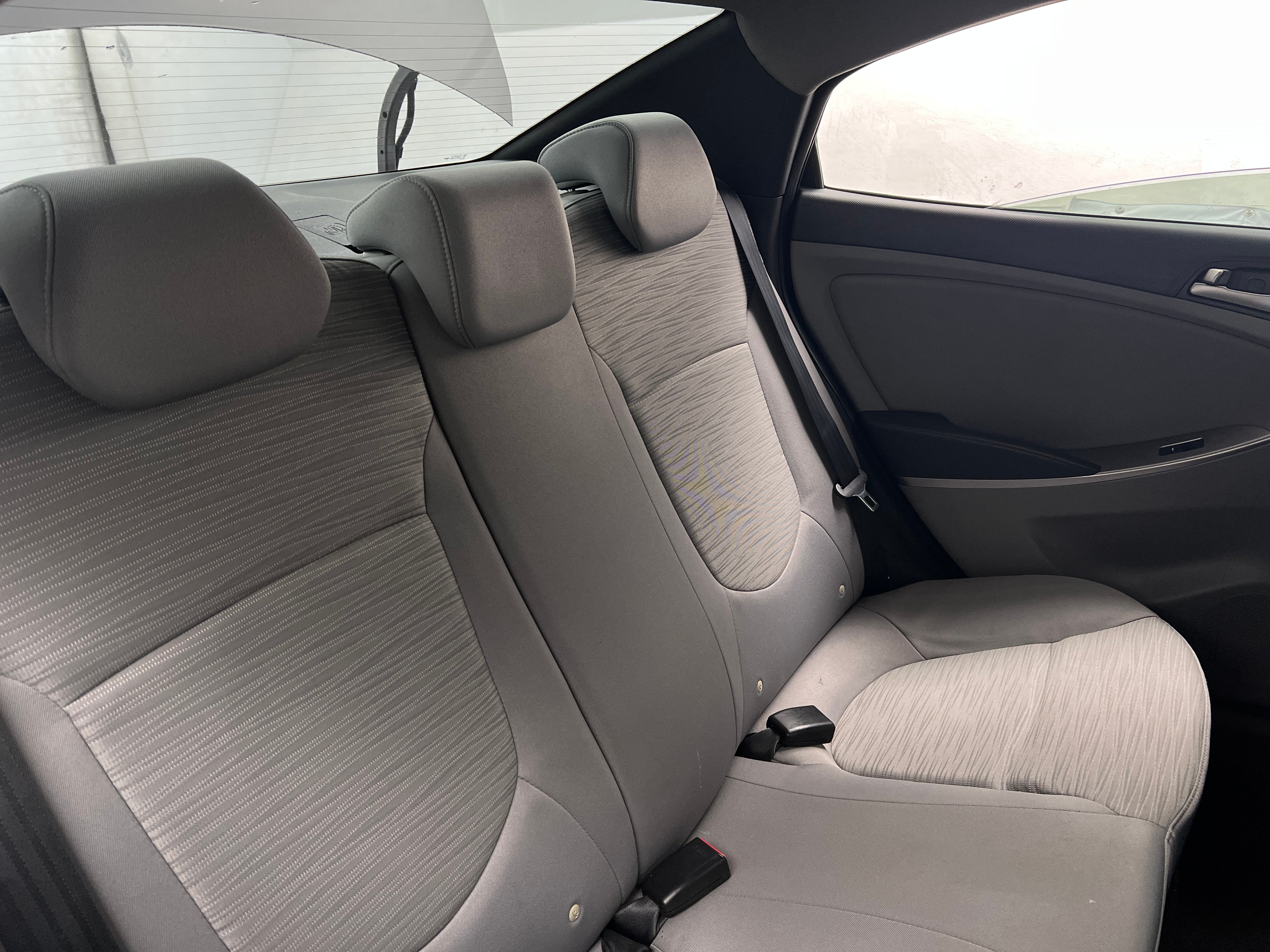 2017 Hyundai Accent SE 5