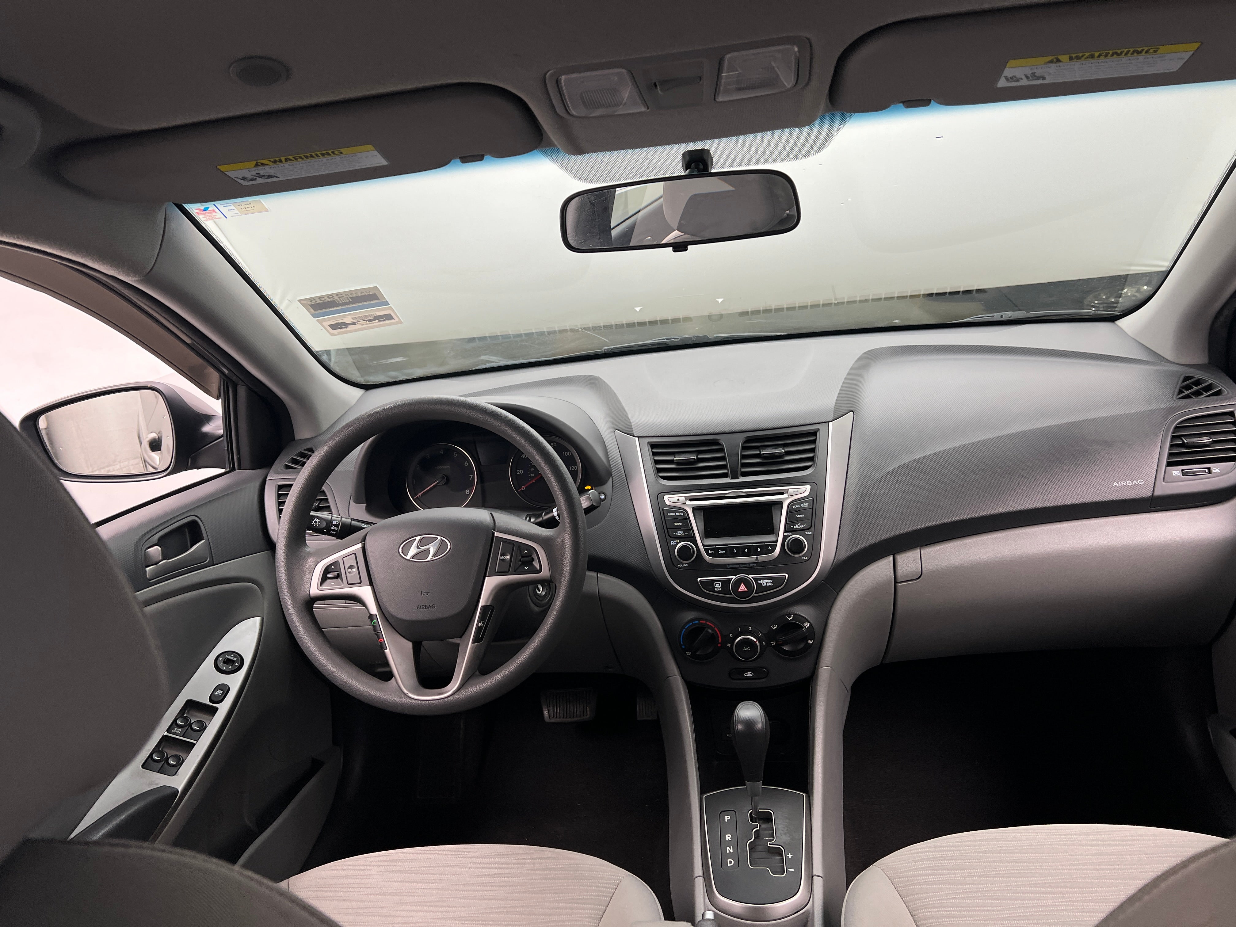 2017 Hyundai Accent SE 3