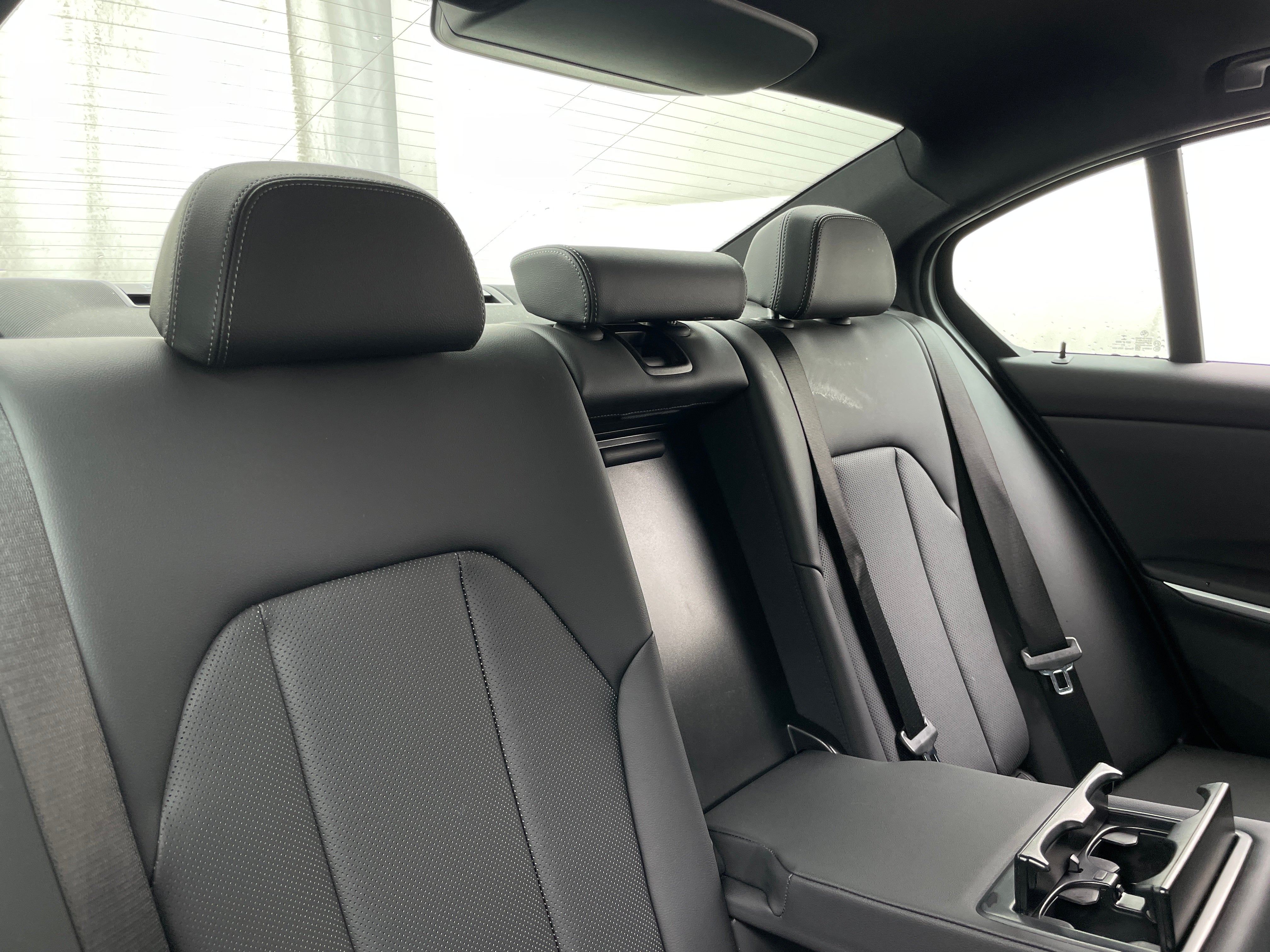 2022 BMW 3 Series 330i xDrive 5