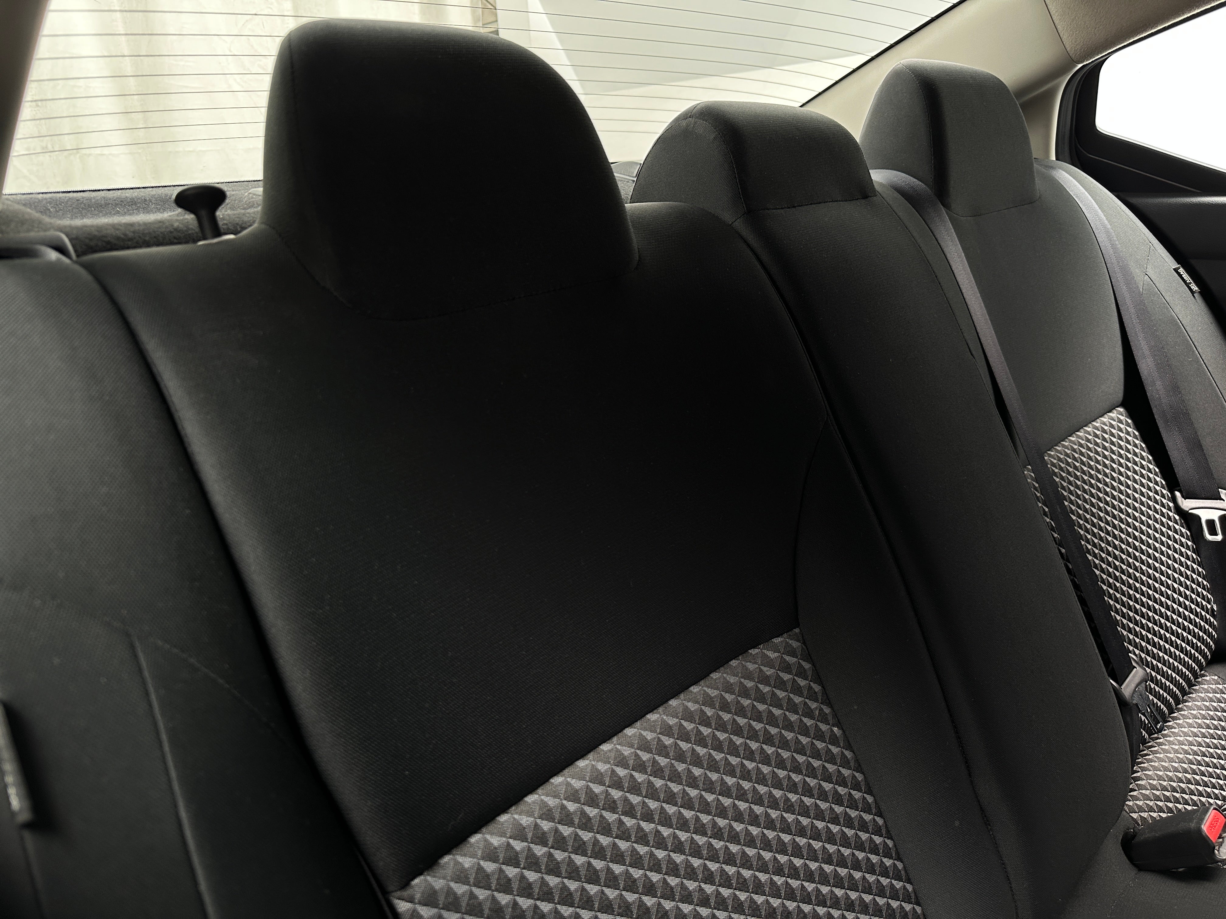 2021 Nissan Versa S 6