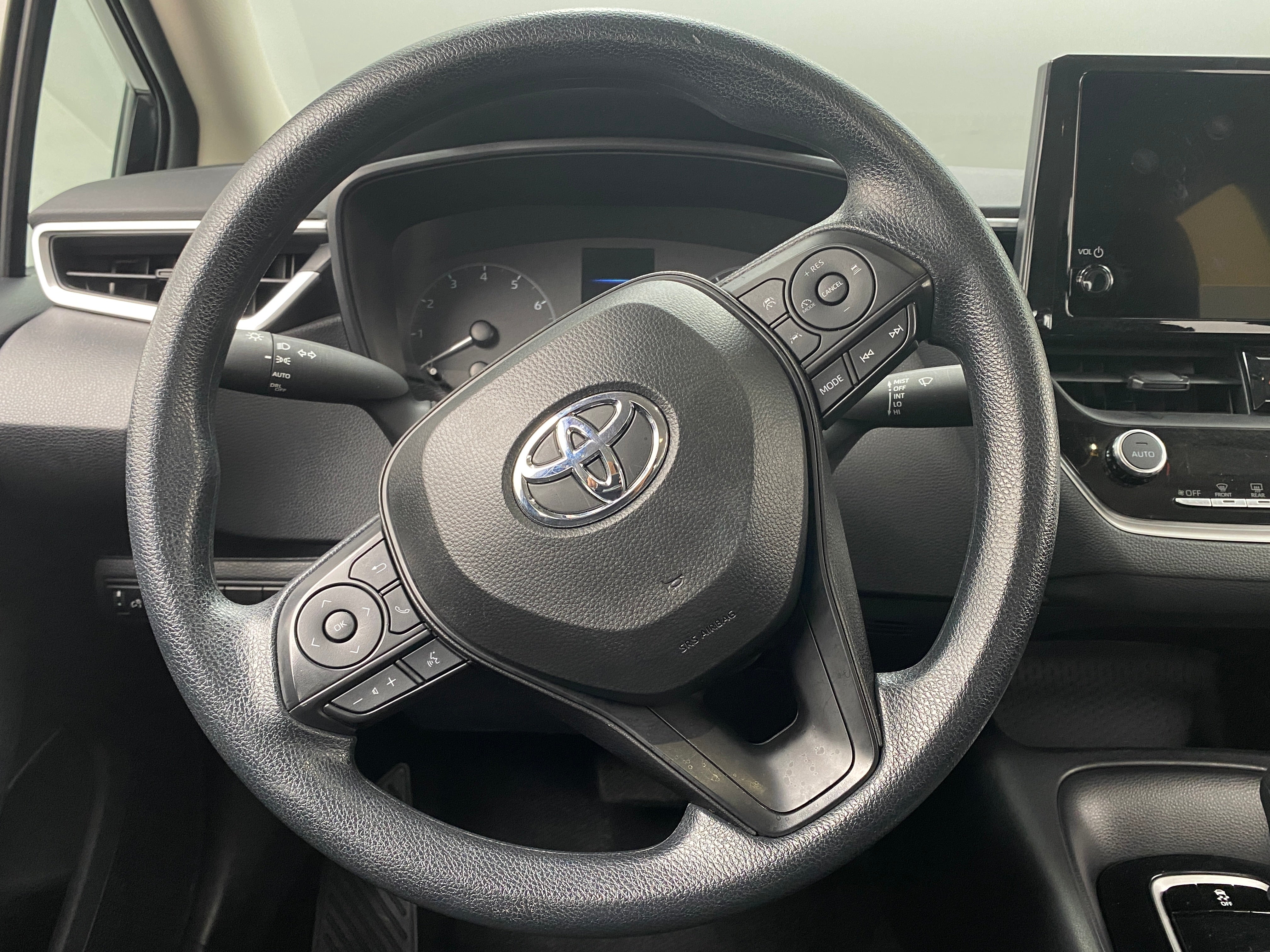 2024 Toyota Corolla LE 5
