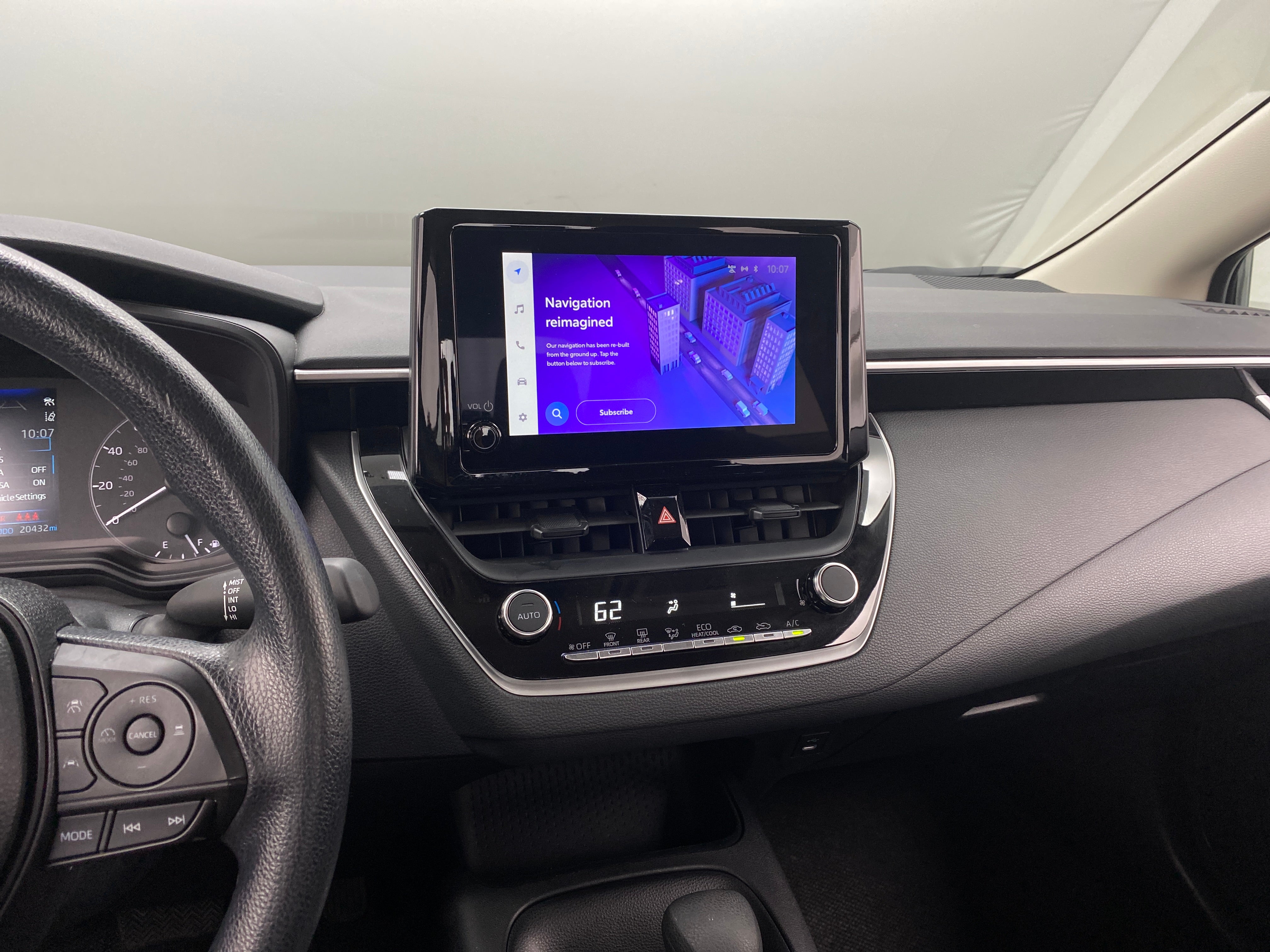 2024 Toyota Corolla LE 4