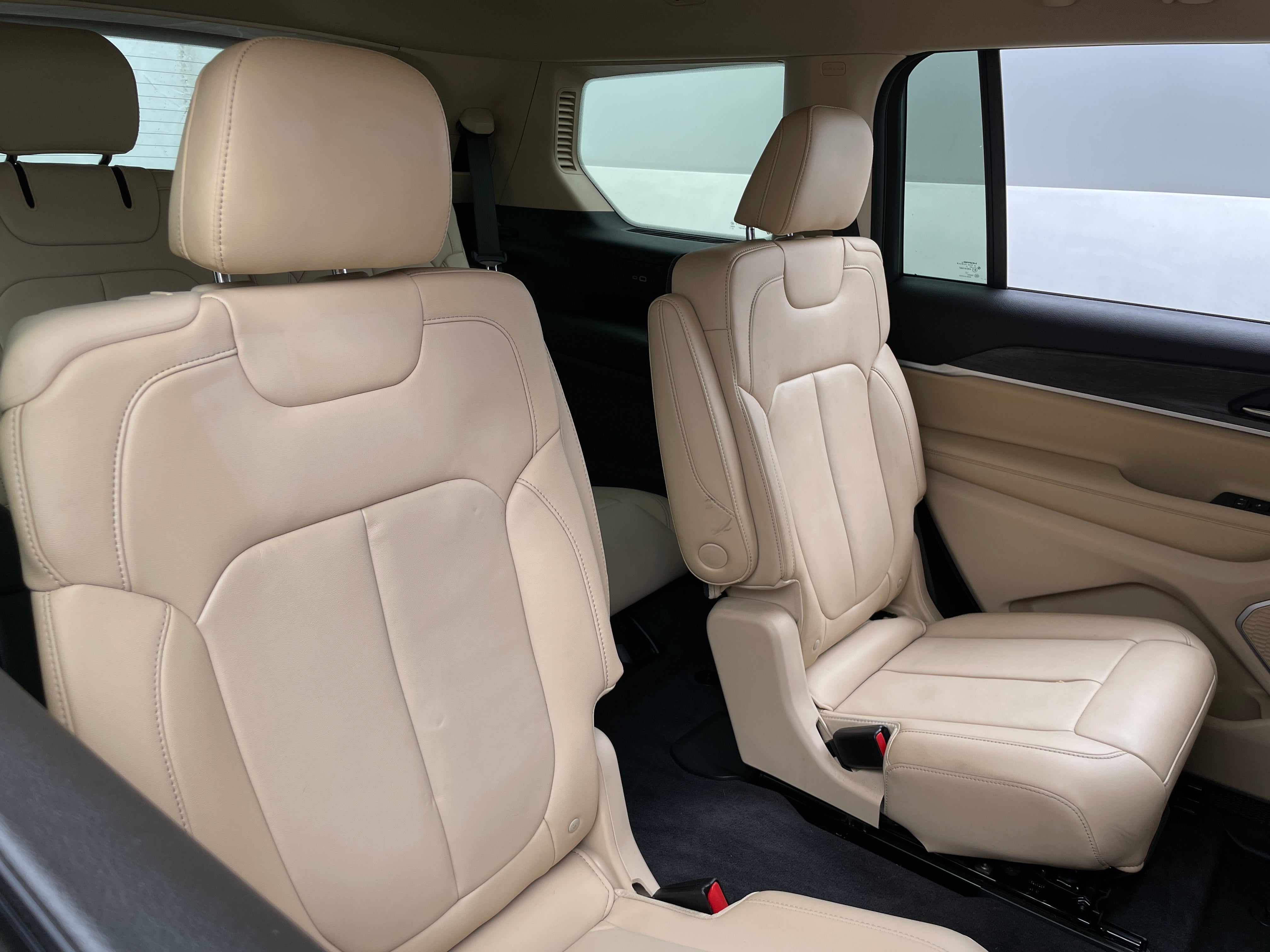 2021 Jeep Grand Cherokee L Limited Edition 5