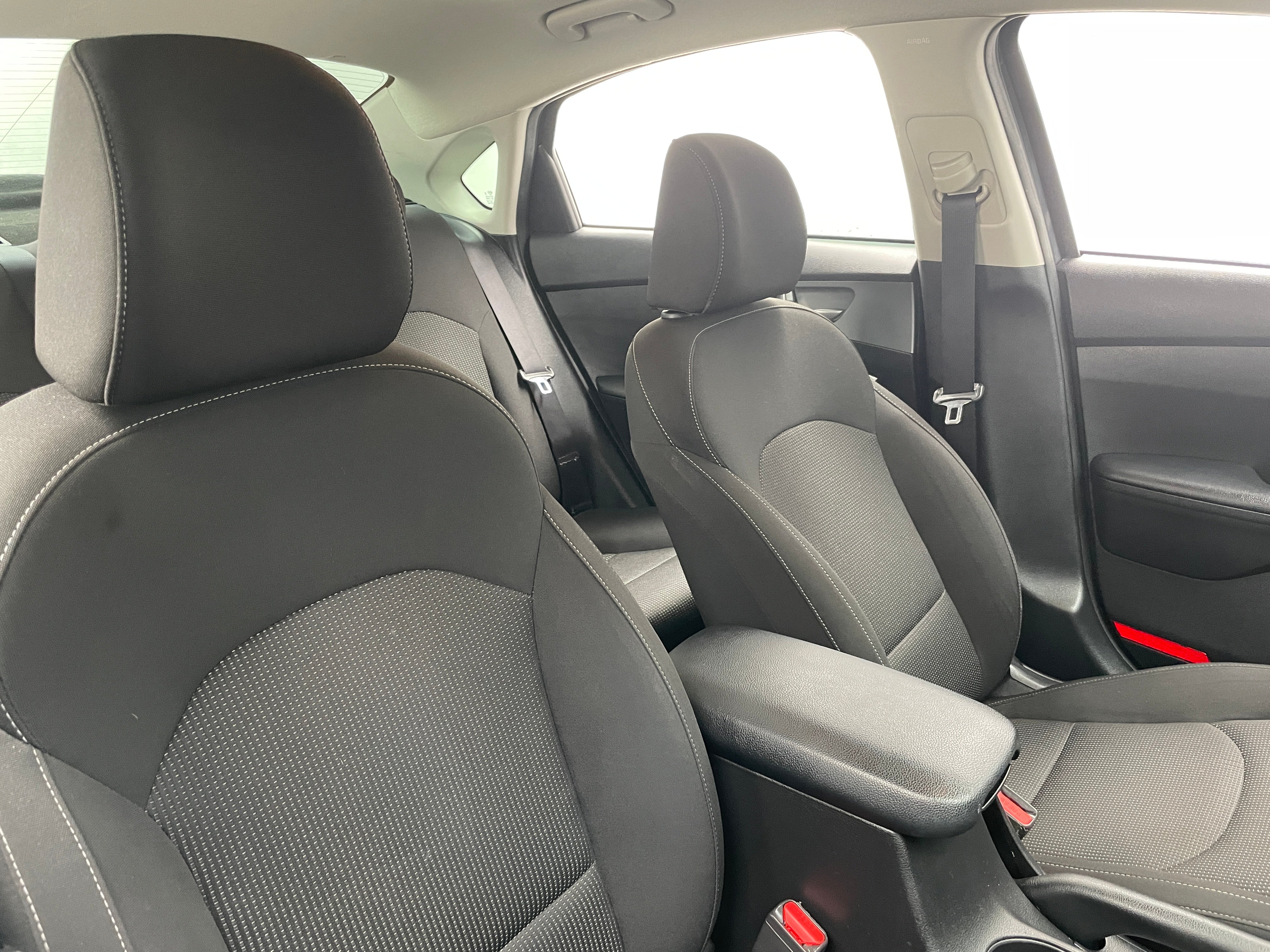 2021 Kia Forte LXS 2