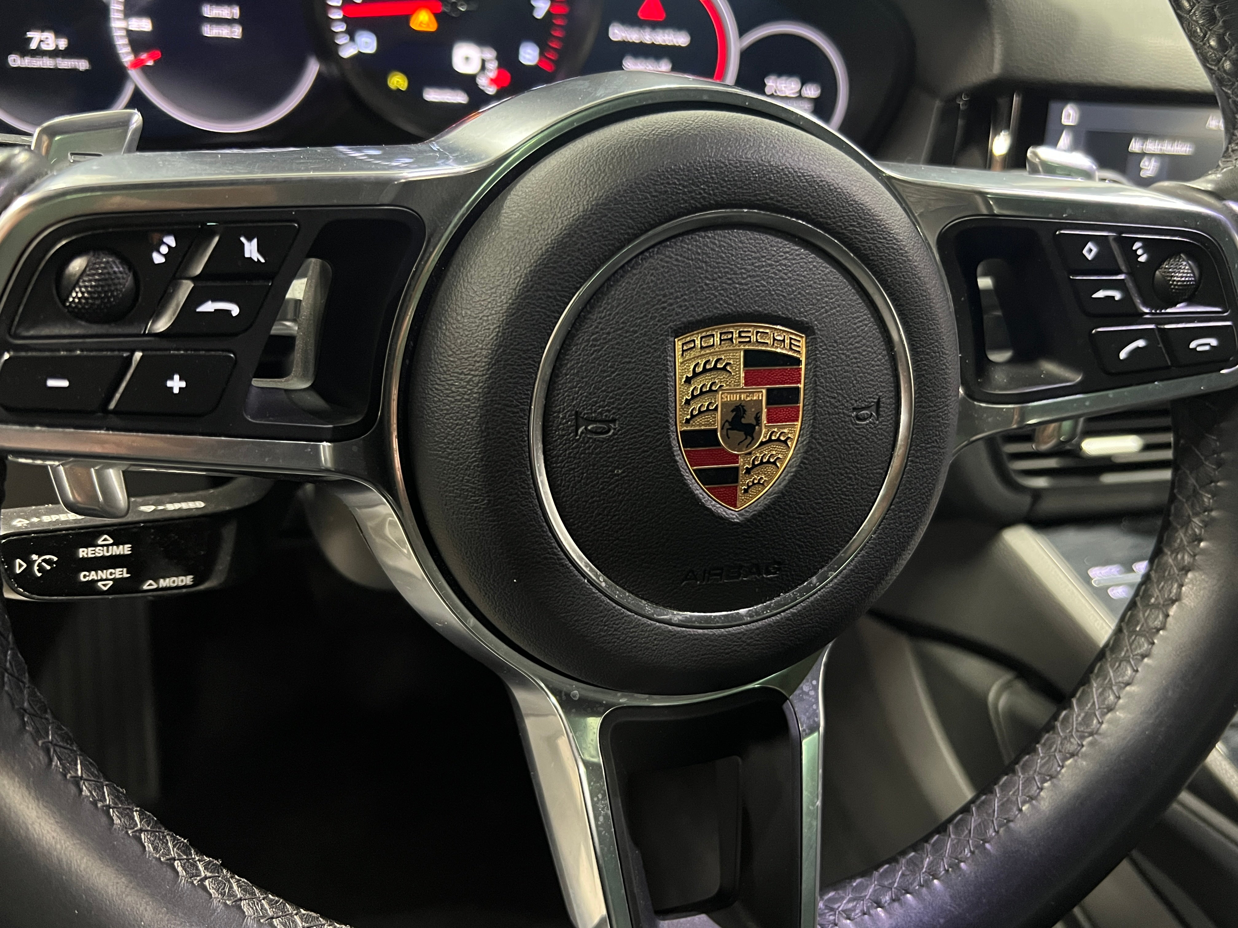 2020 Porsche Cayenne Base 4