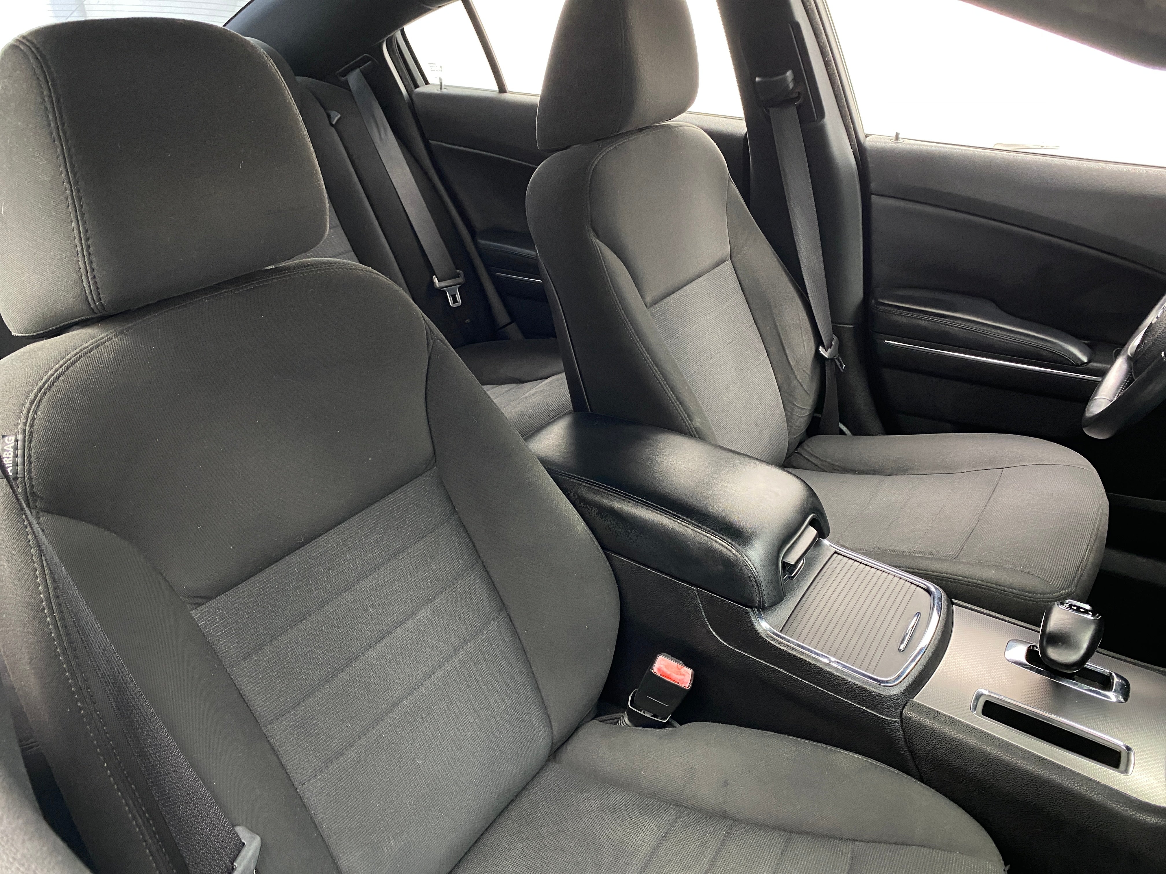 2012 Dodge Charger SE 2