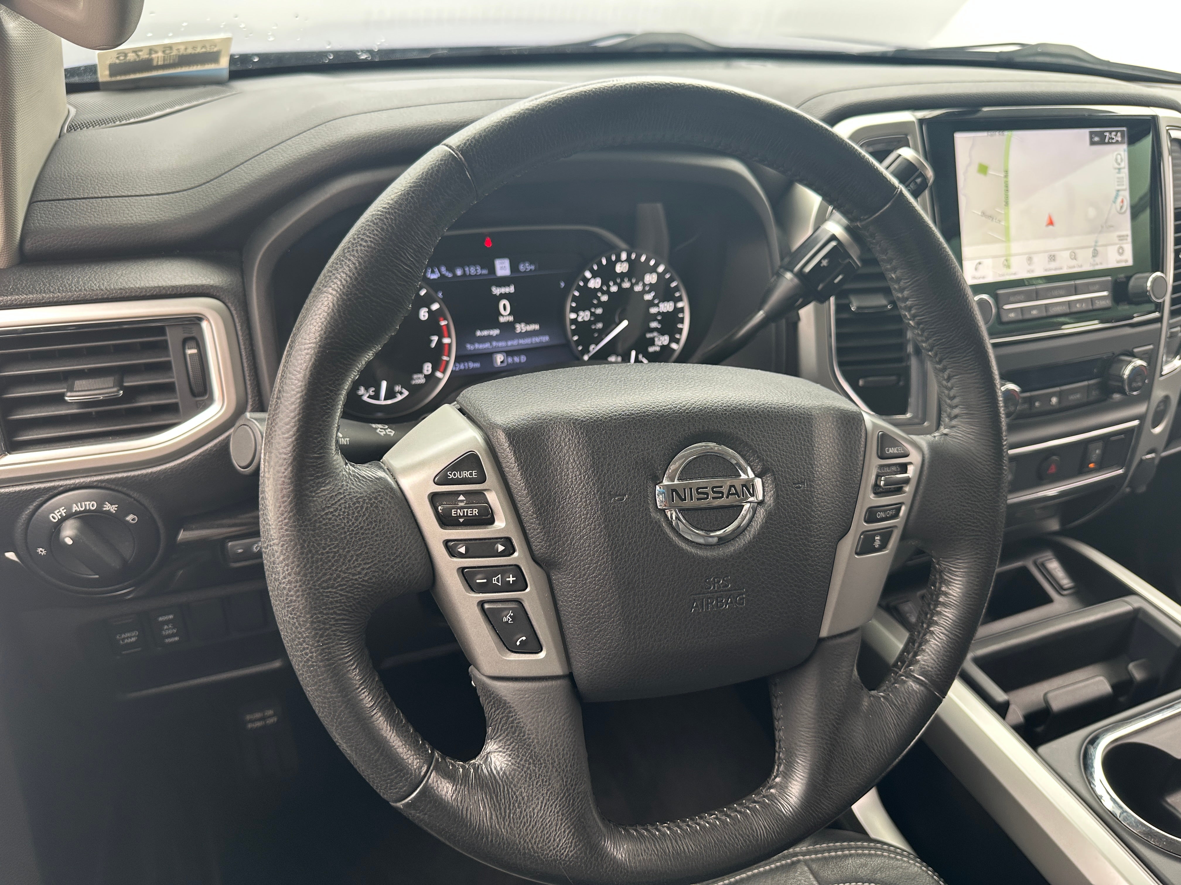 2021 Nissan Titan SV 5