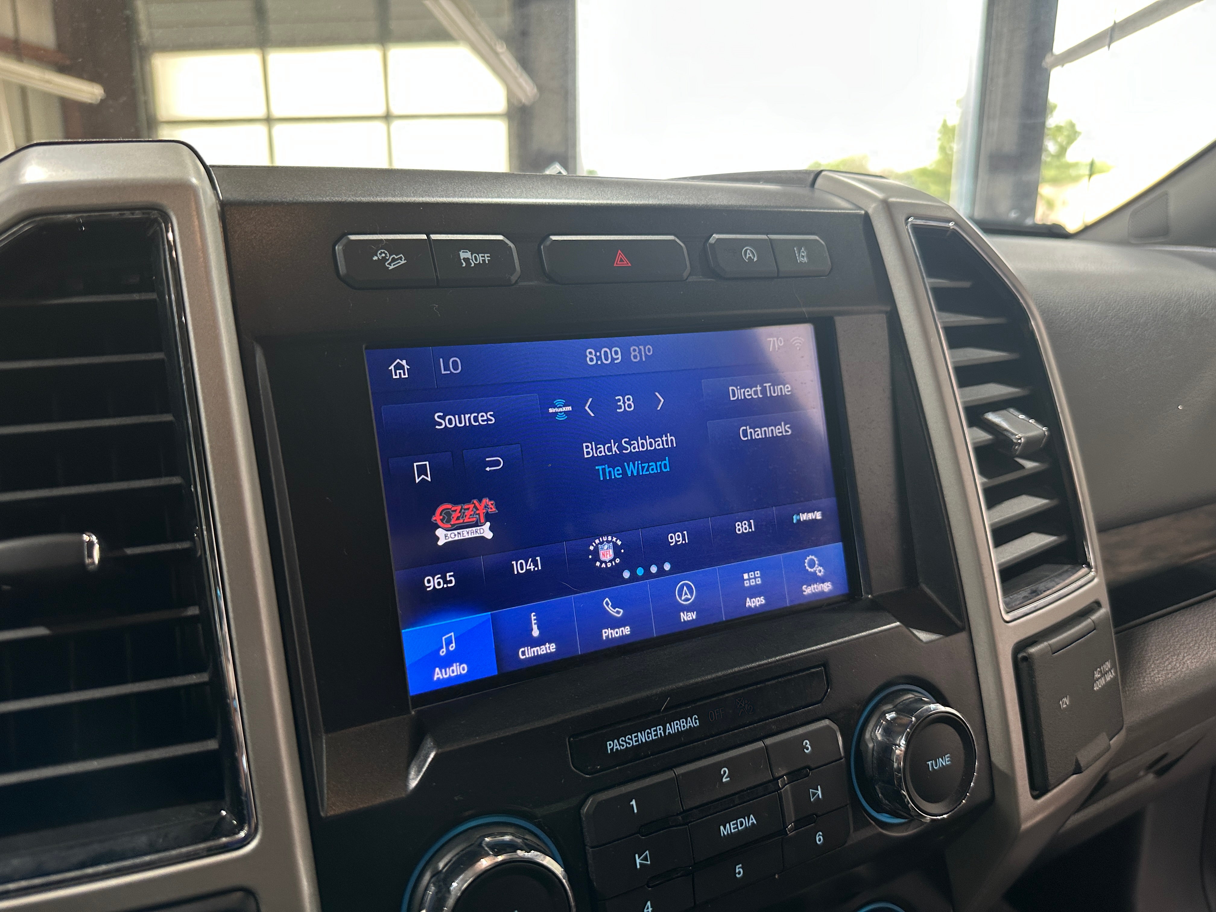 2020 Ford Econoline E-150 3