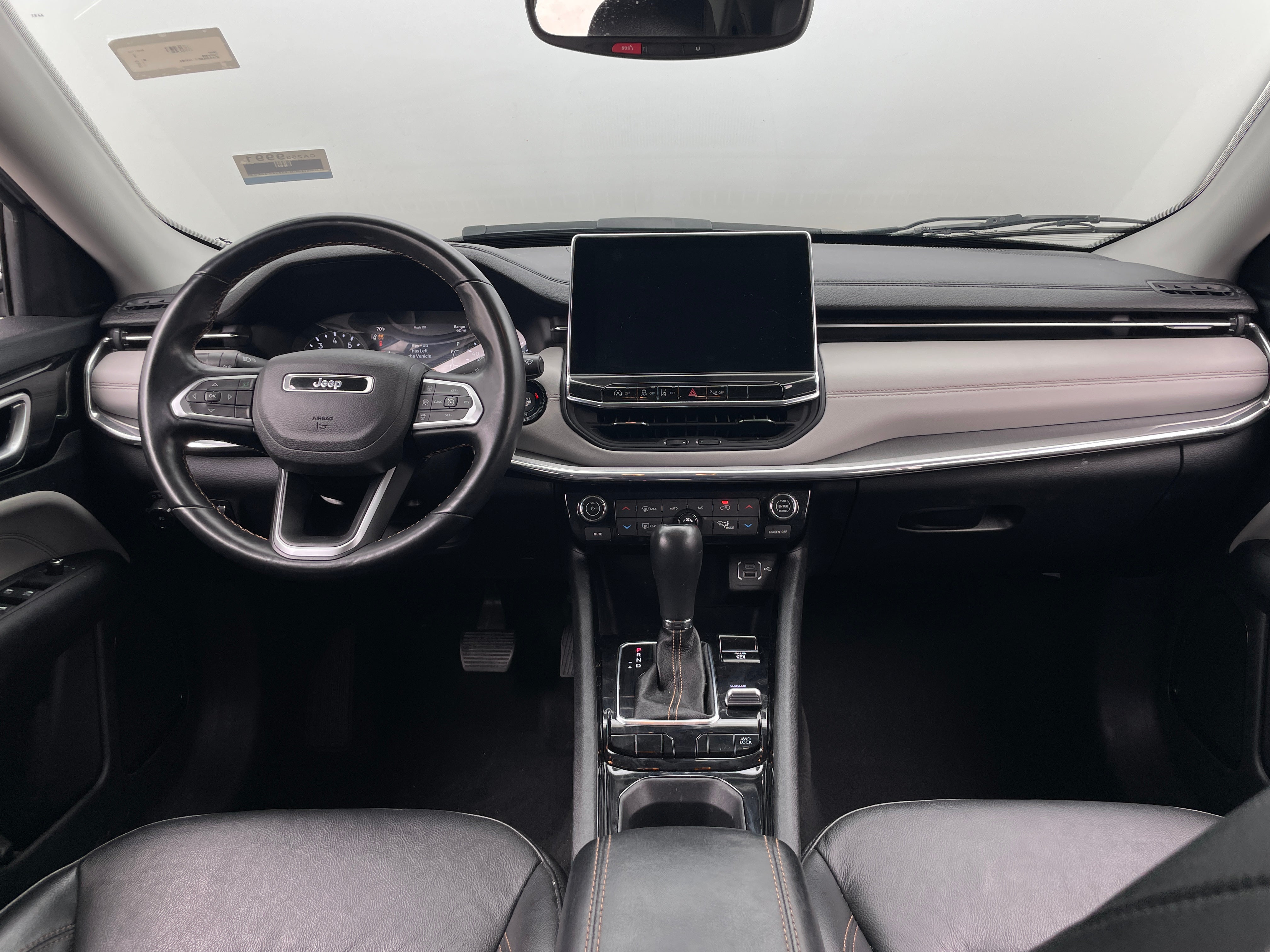 2022 Jeep Compass Limited 2