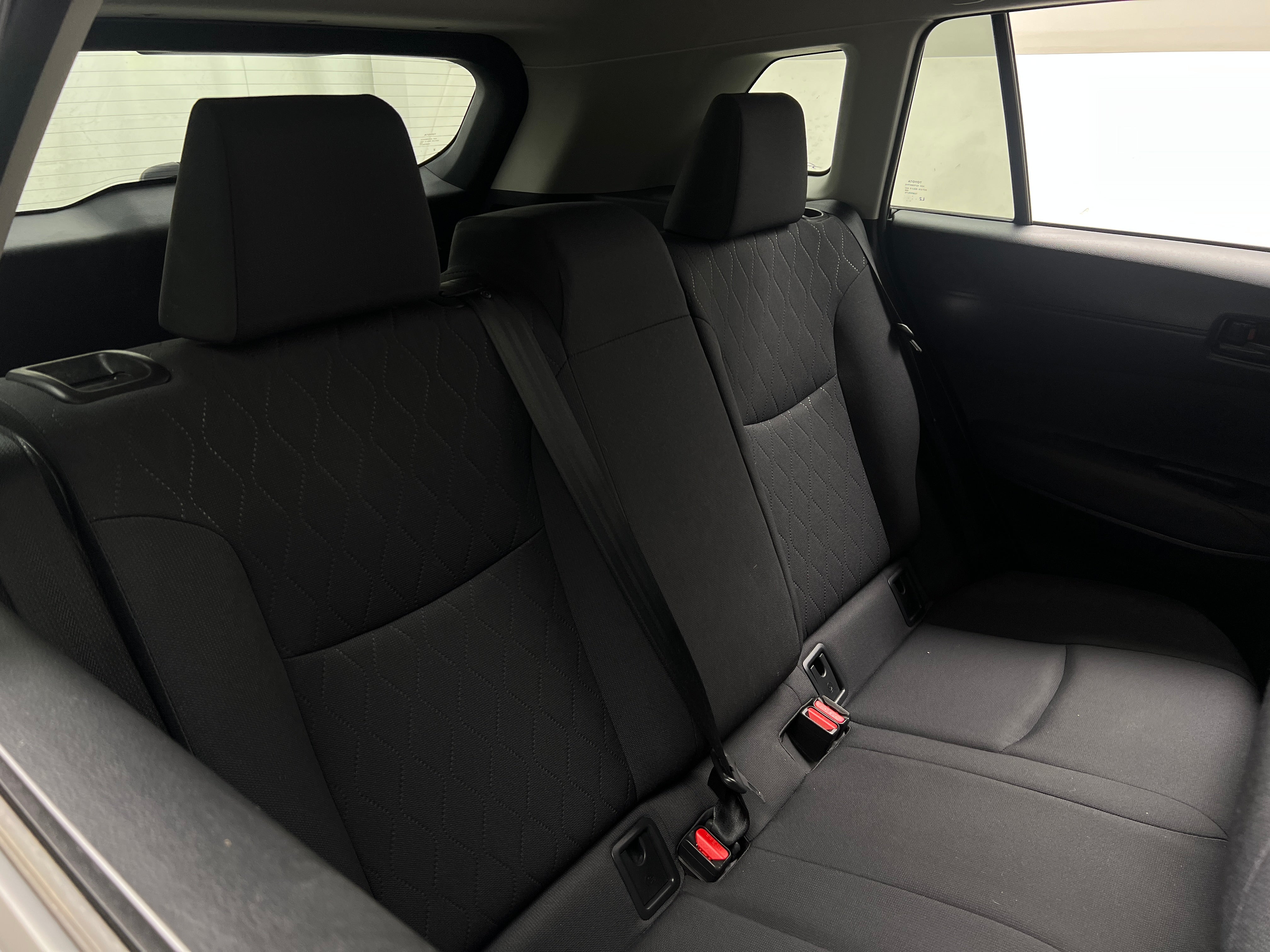 2022 Toyota Corolla Cross LE 6