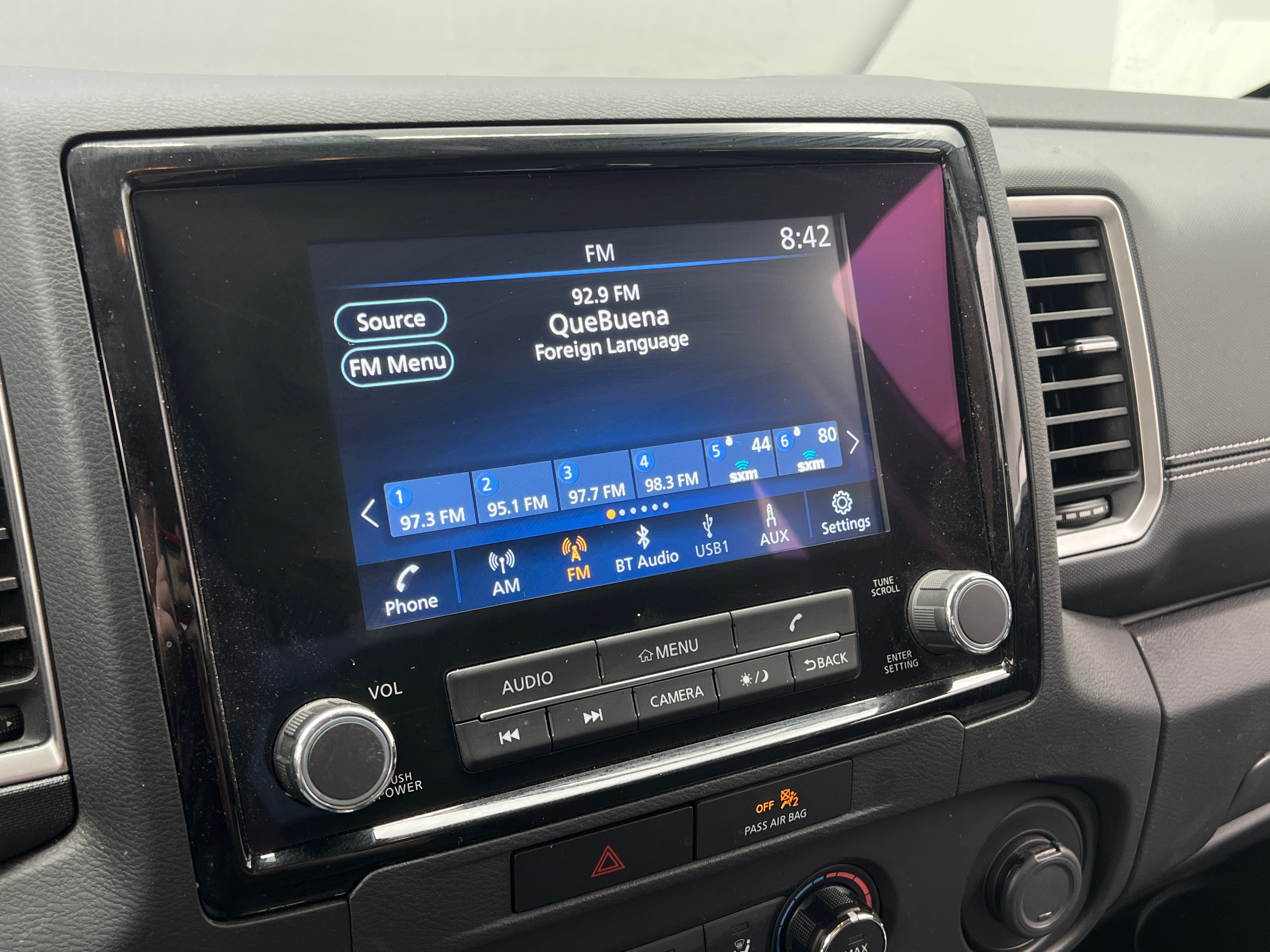 2023 Nissan Frontier SV 4
