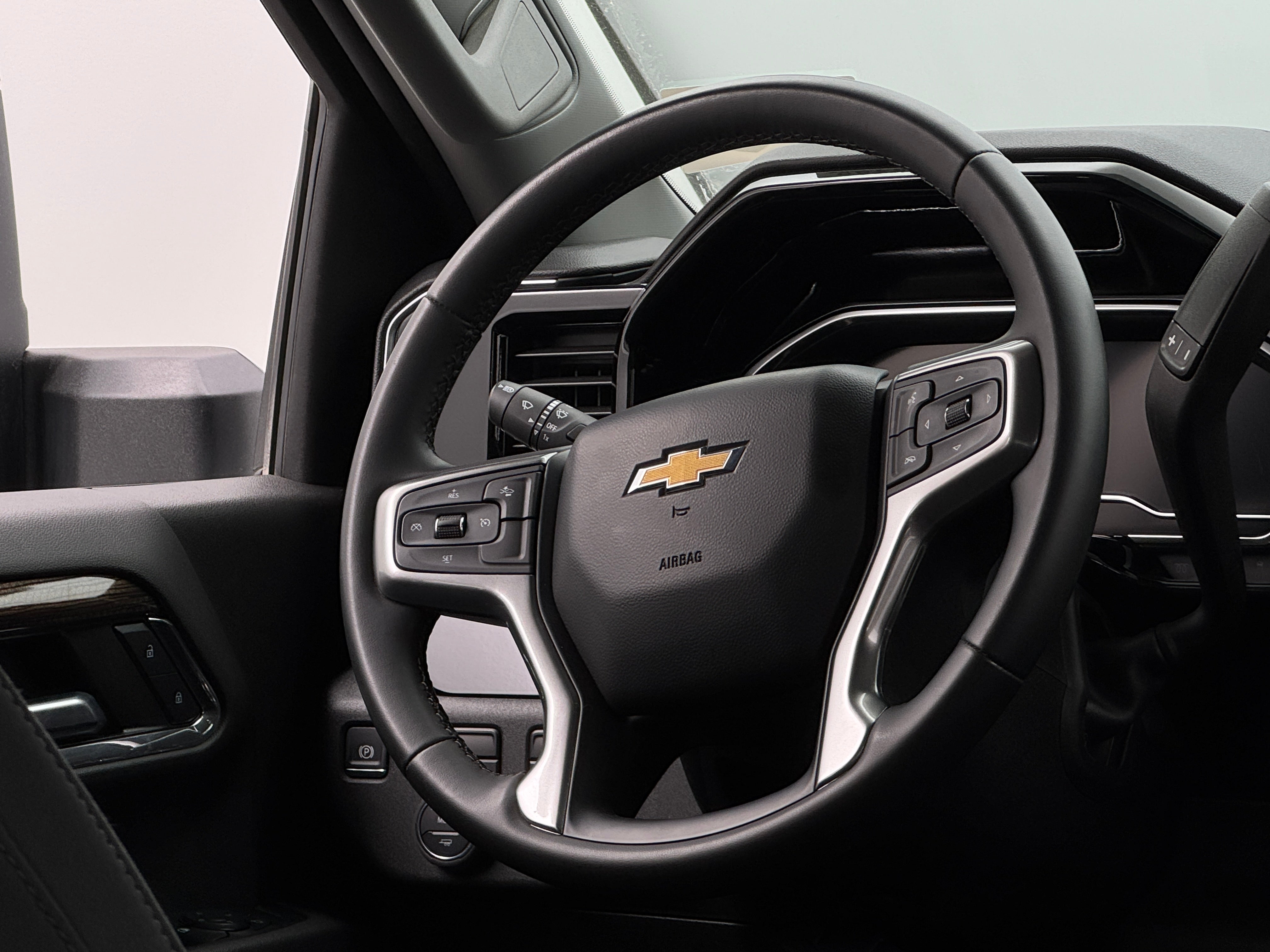 2024 Chevrolet Silverado 2500 LT 5