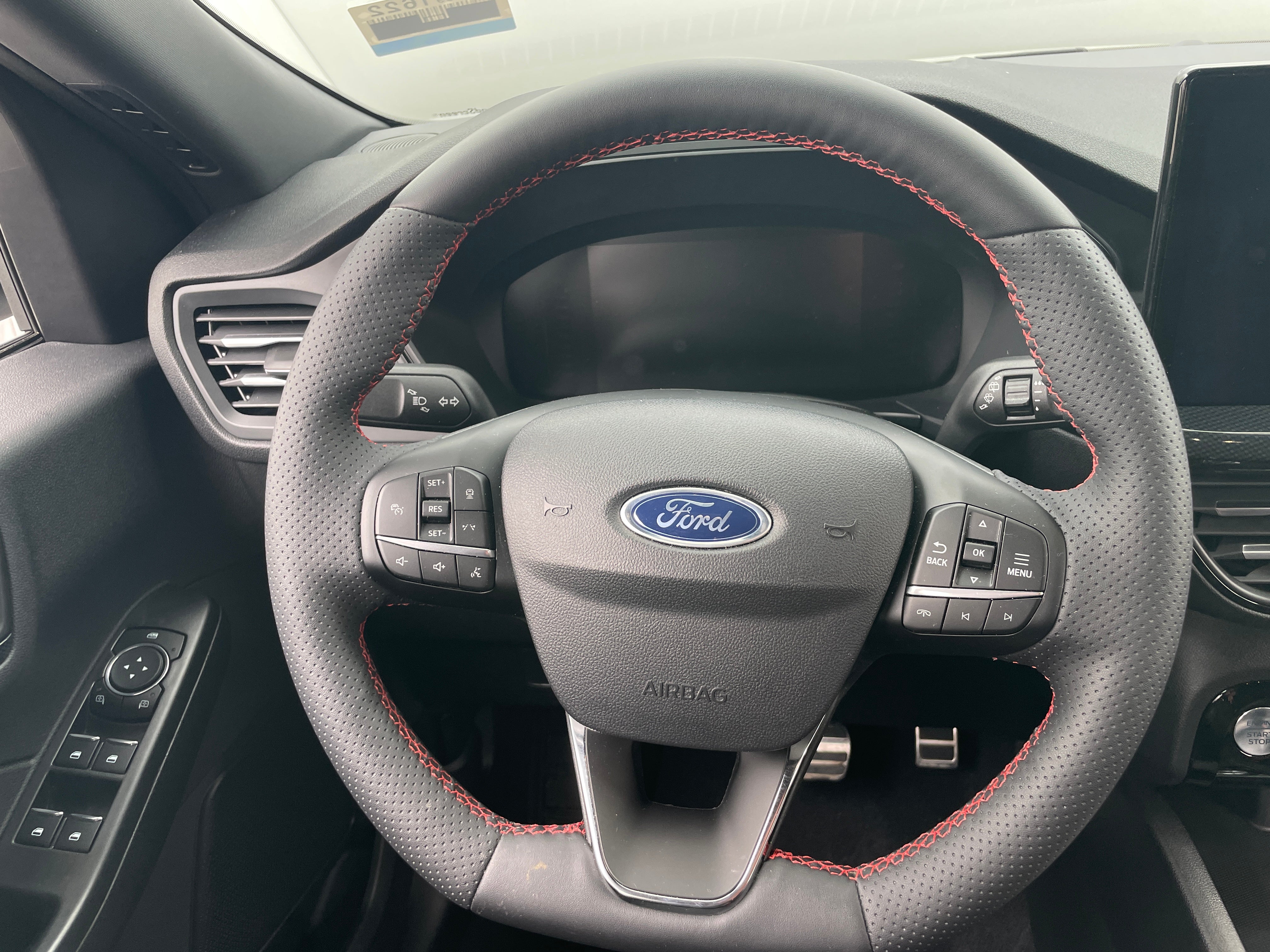 2023 Ford Escape ST-Line 5