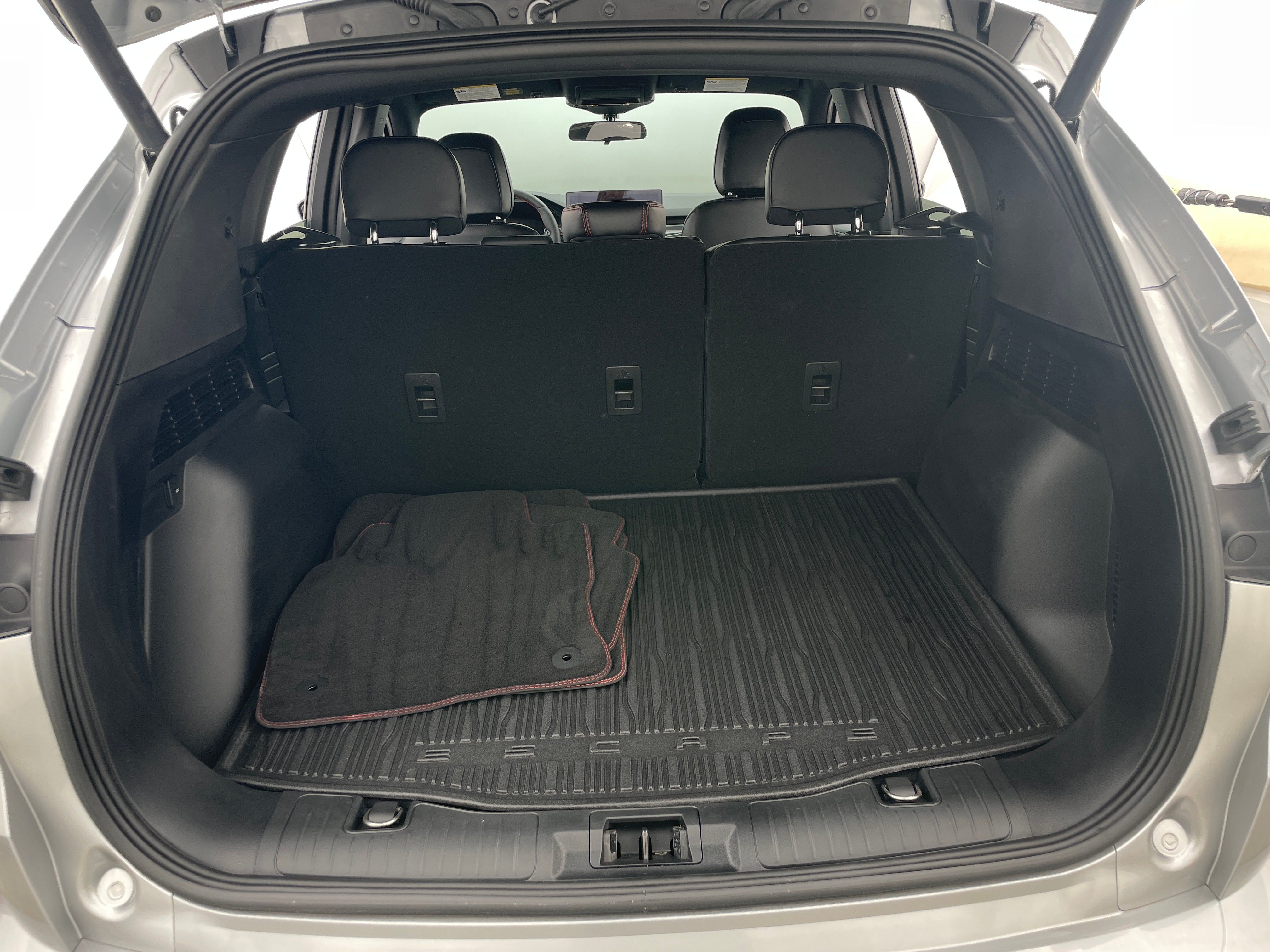 2023 Ford Escape ST-Line 7