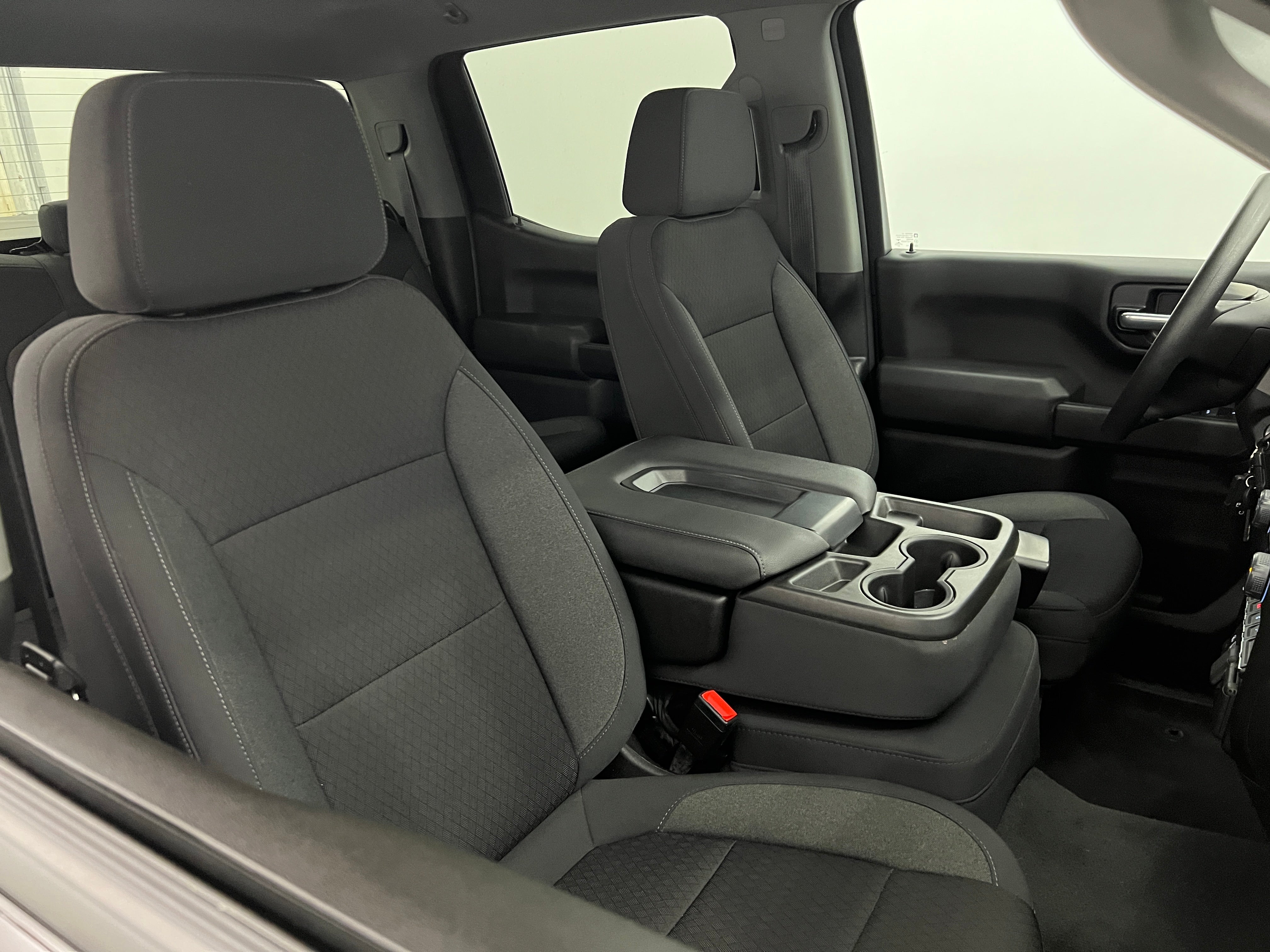 2022 Chevrolet Silverado 1500 Limited Custom 2