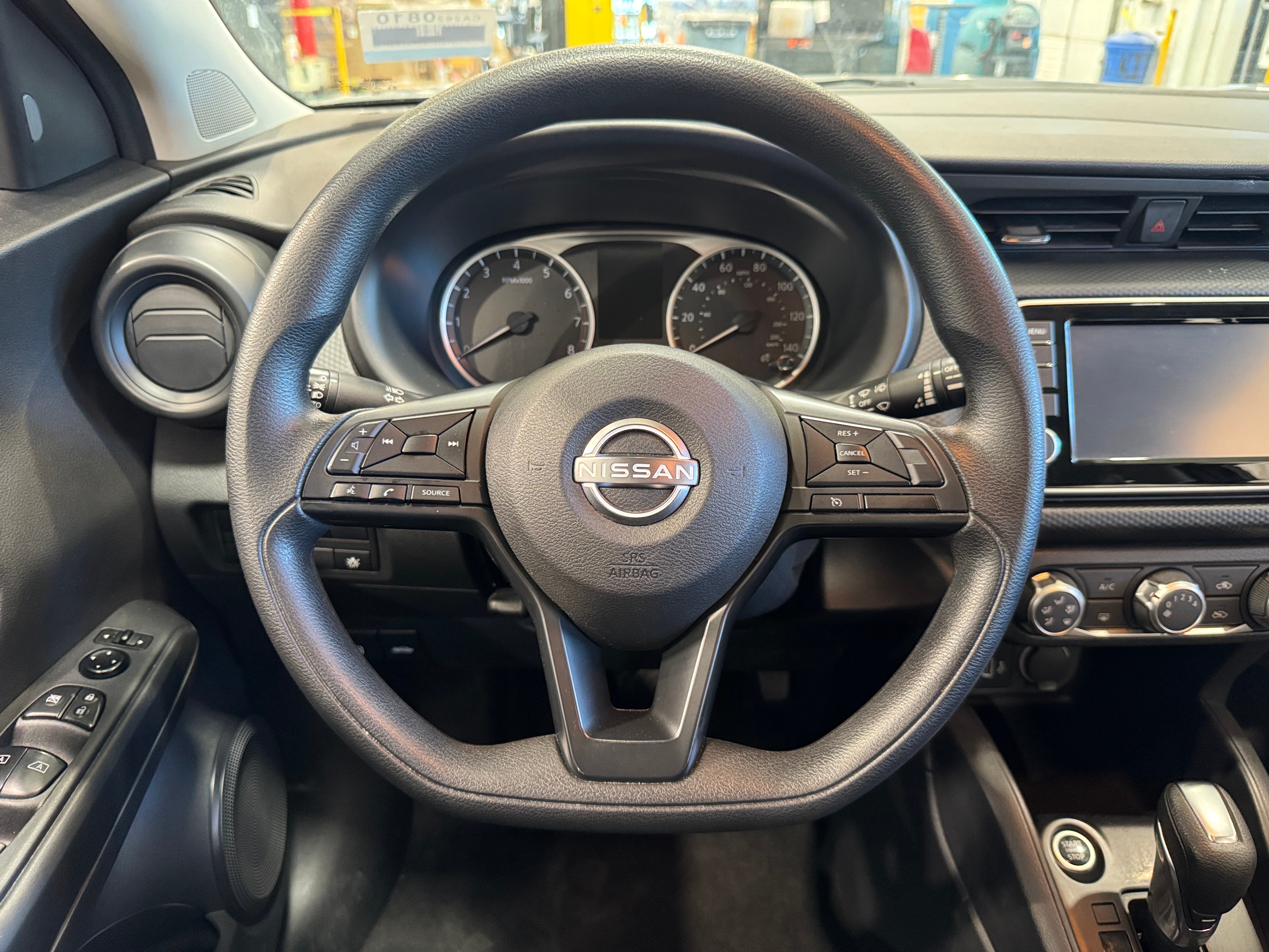 2023 Nissan Kicks S 5