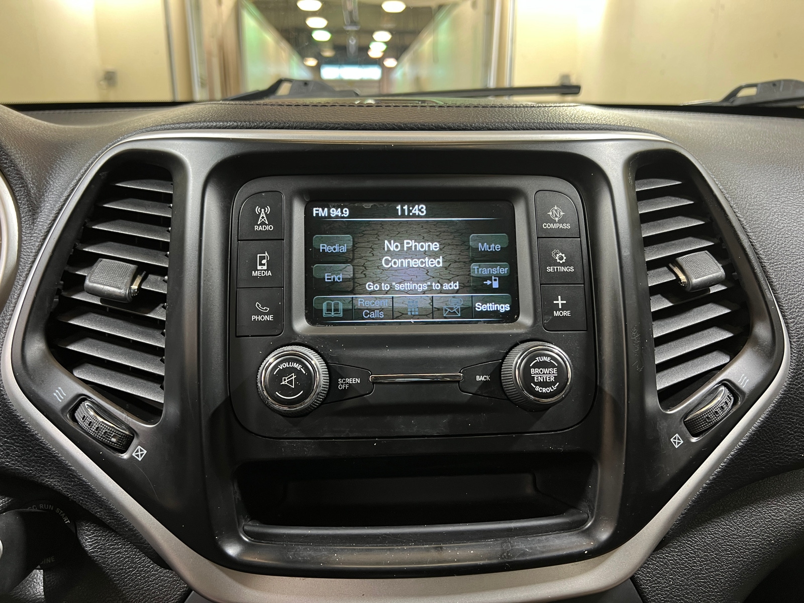 Thumbnail: 2015 Jeep Cherokee - 4
