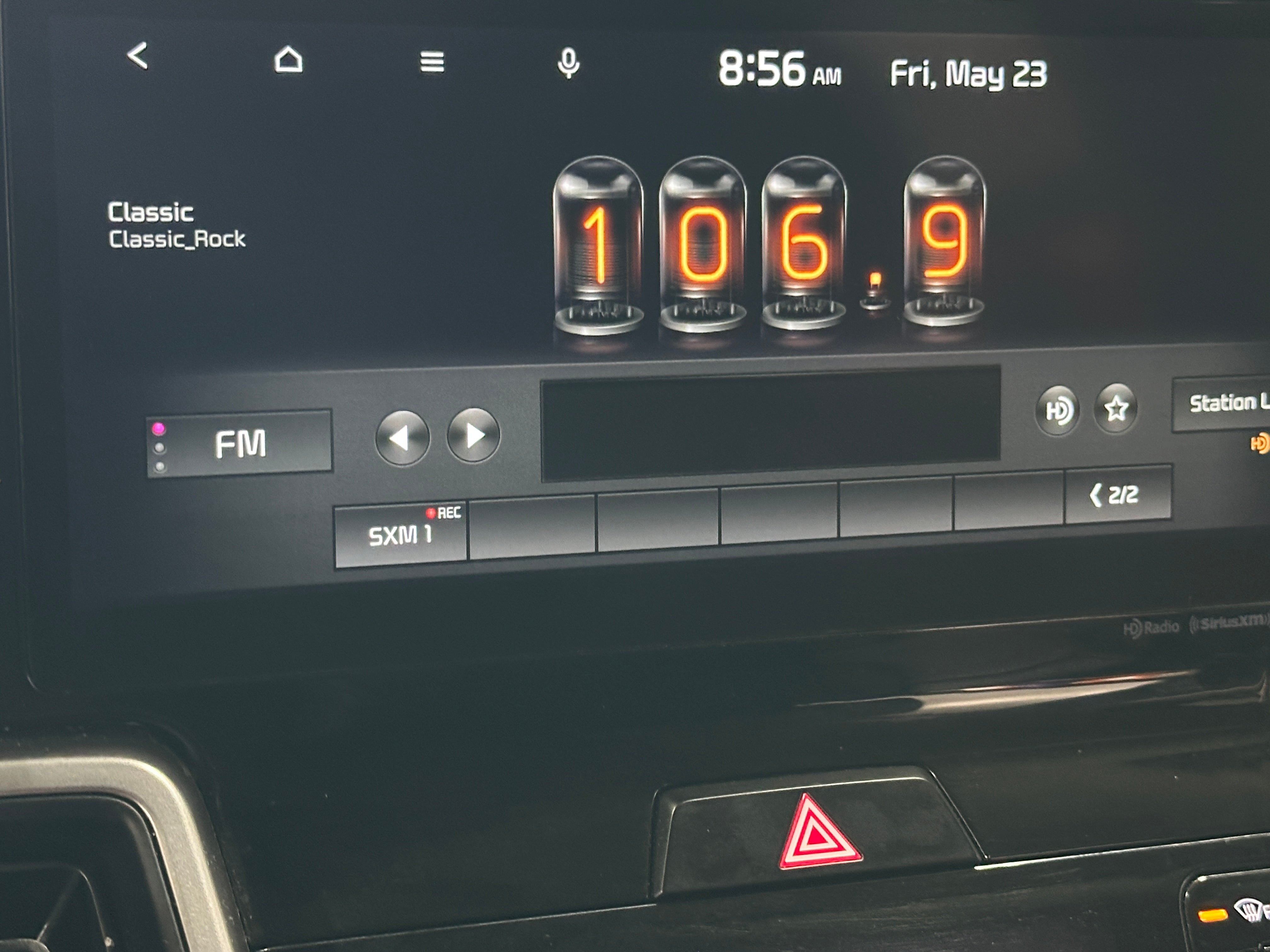 2022 Kia Sorento S 3