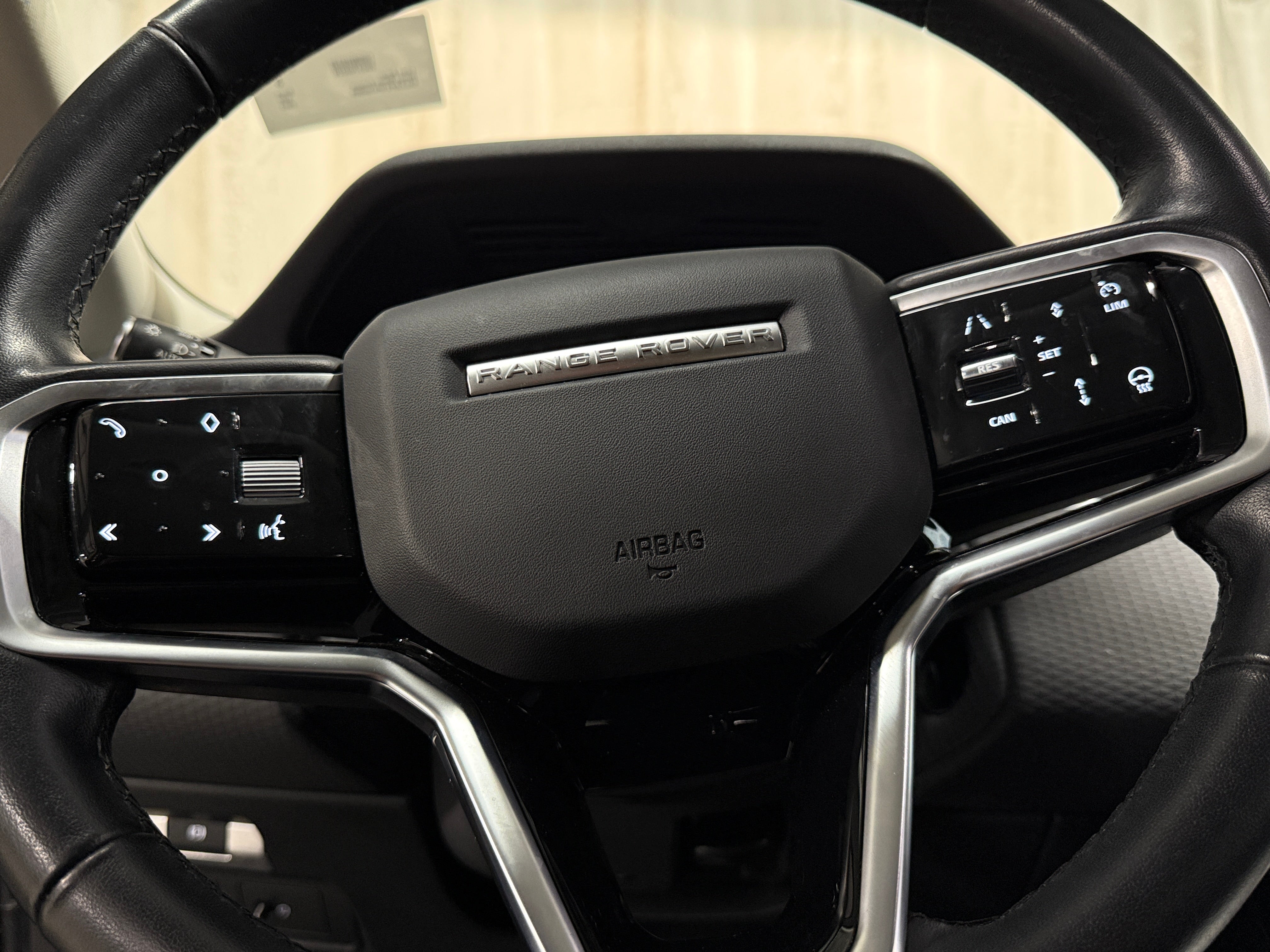 2023 Land Rover Range Rover Evoque S 4