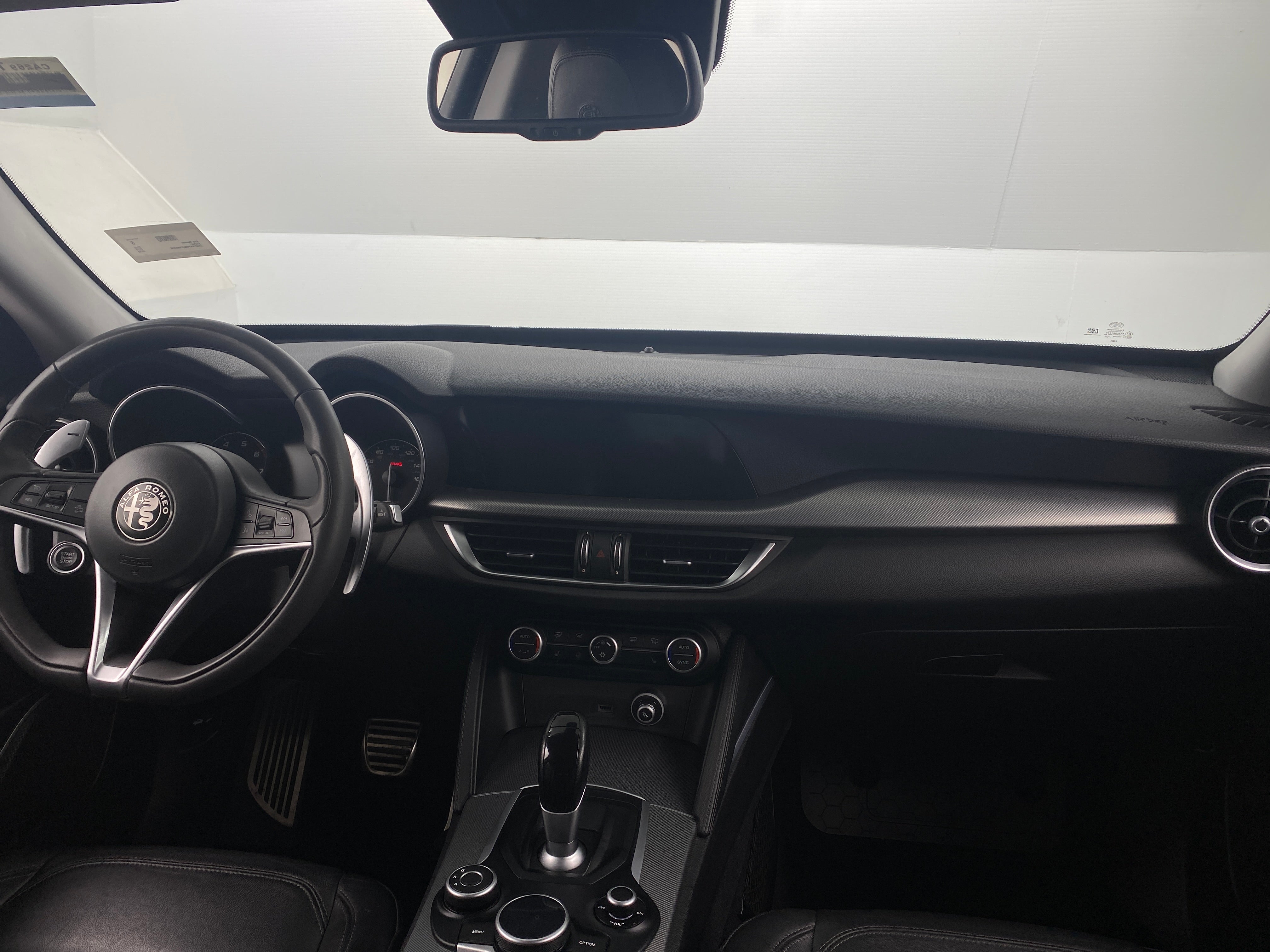 2018 Alfa Romeo Stelvio Sport 2