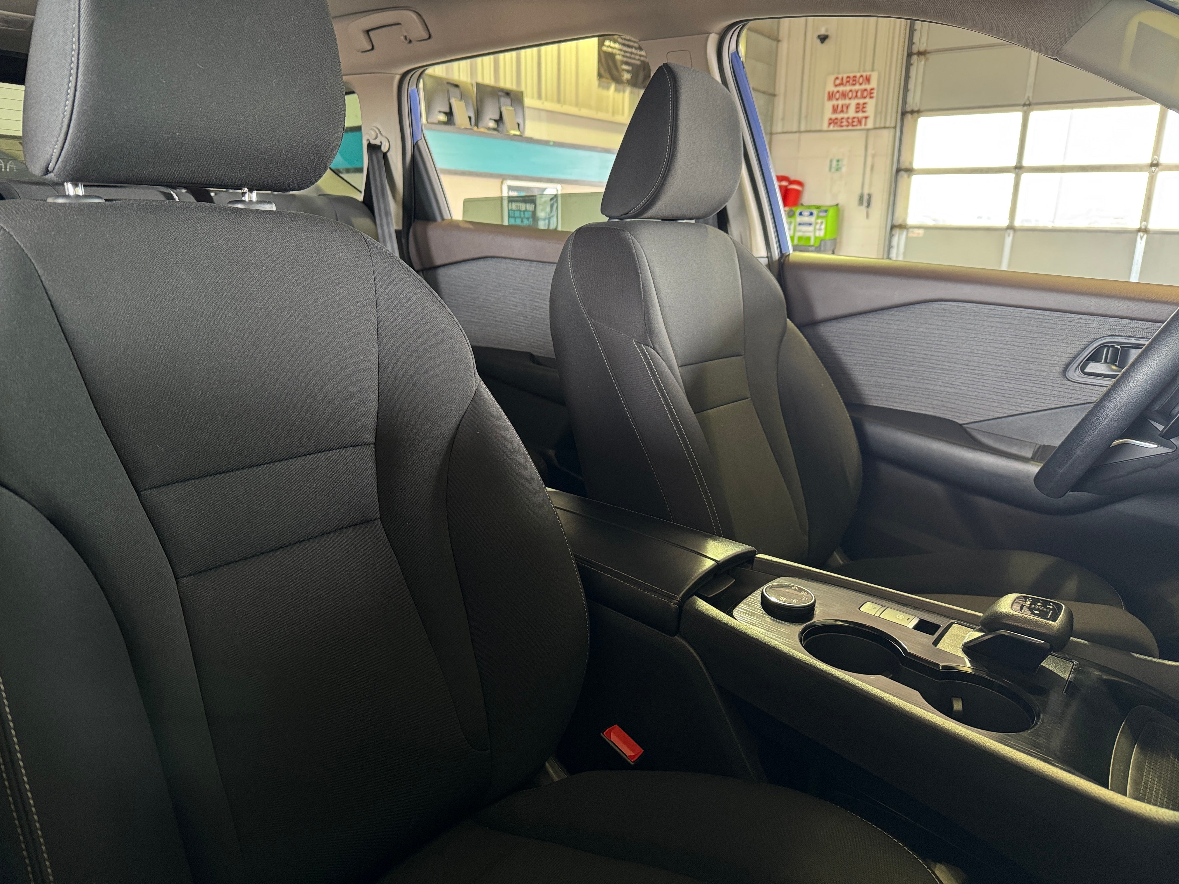 2023 Nissan Rogue S 2