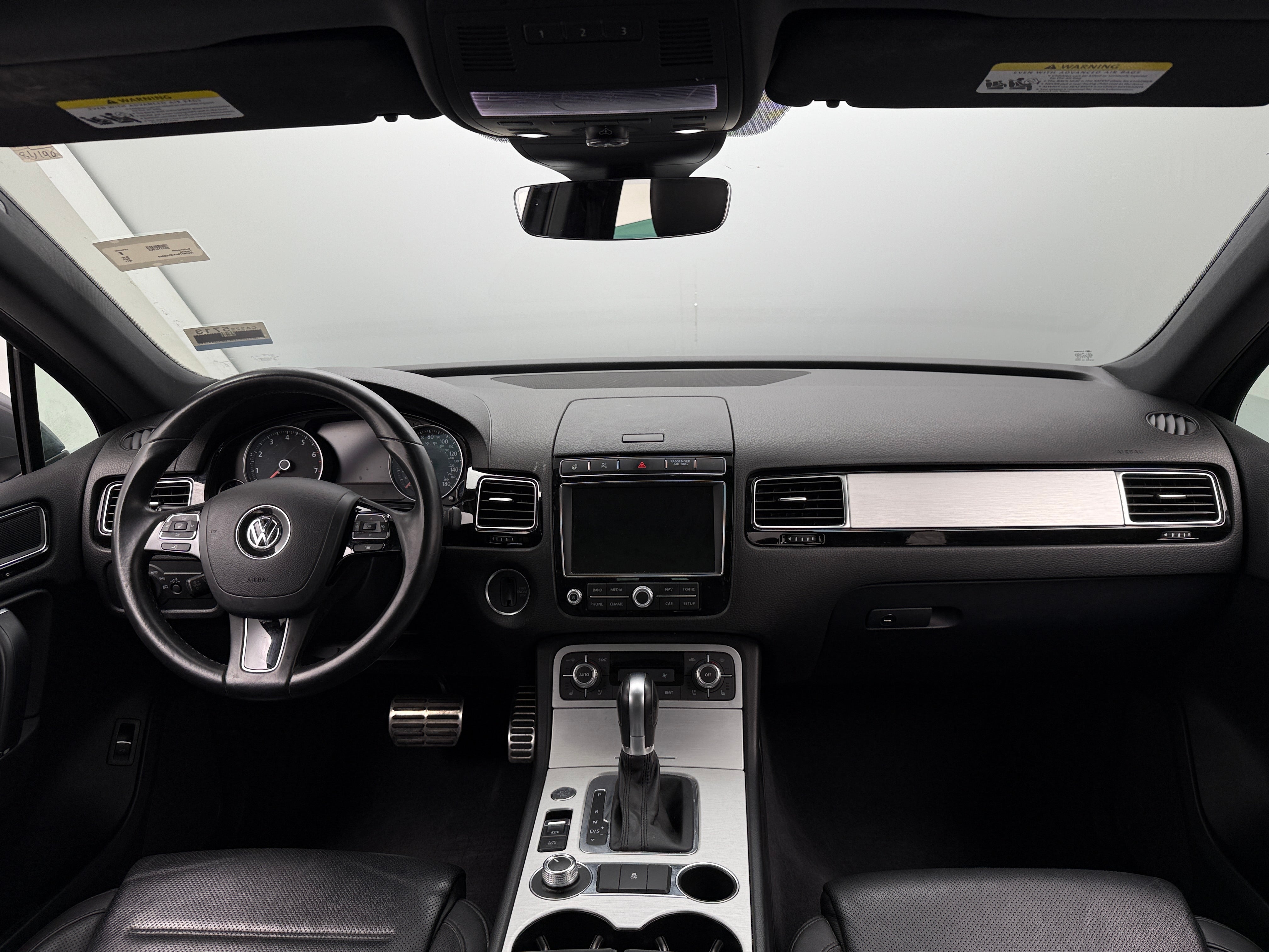 2017 Volkswagen Touareg Wolfsburg Edition 2