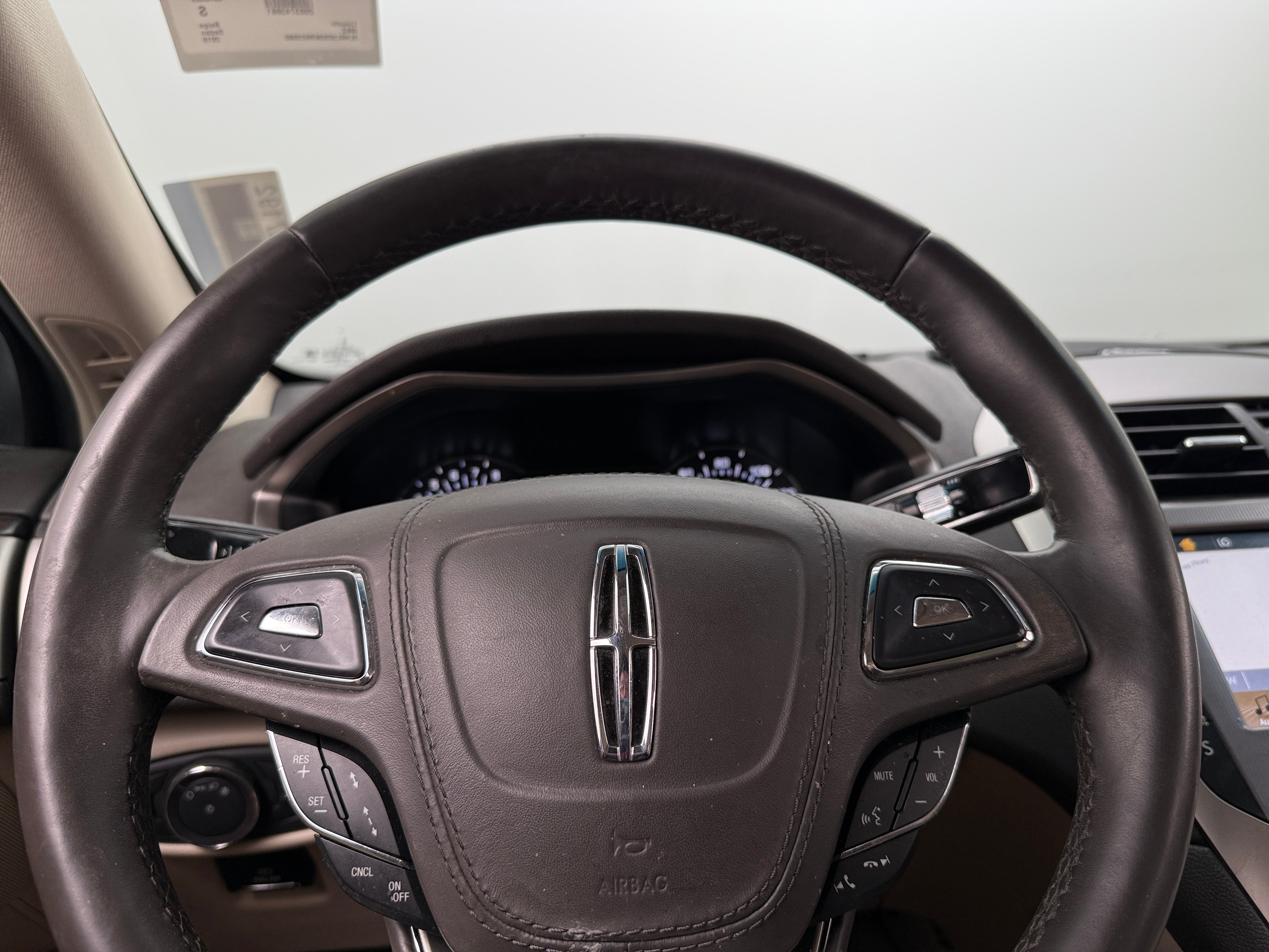 2019 Lincoln MKZ Reserve 4