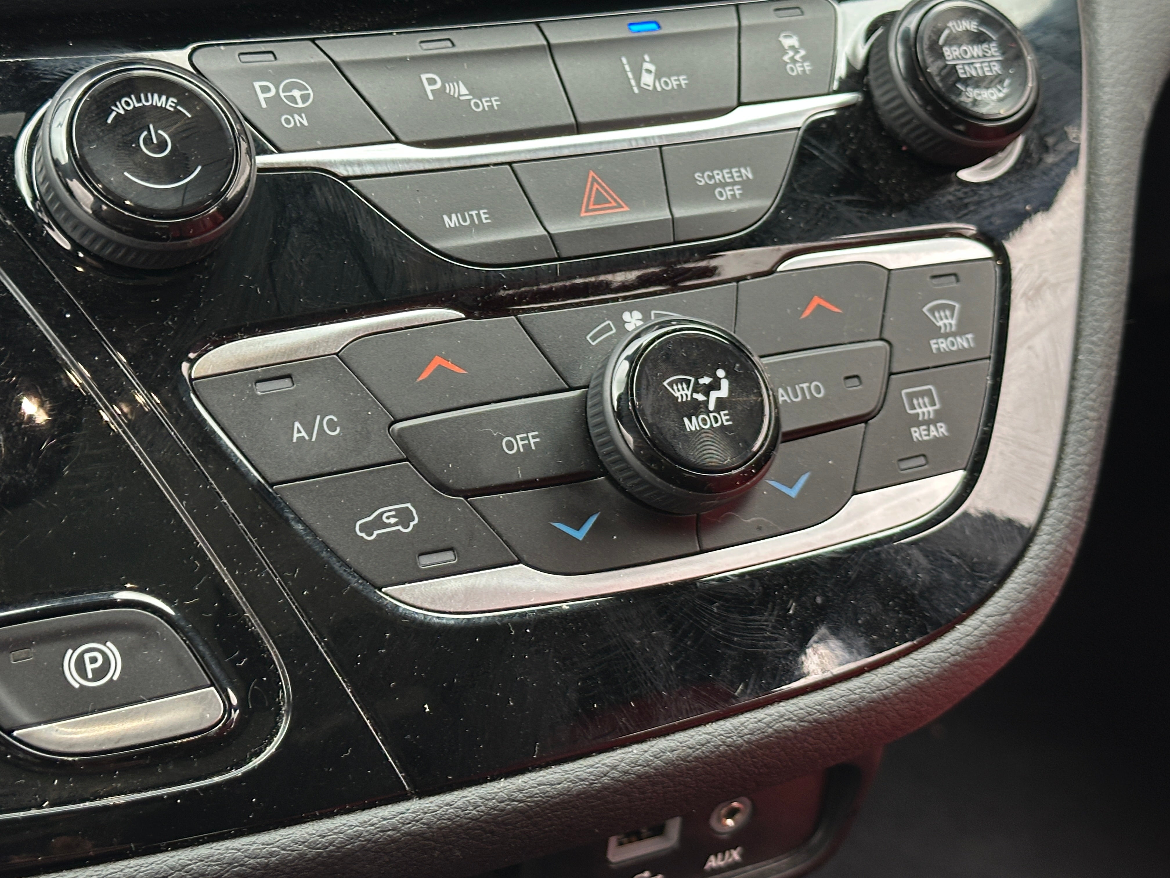 2020 Chrysler Pacifica  3