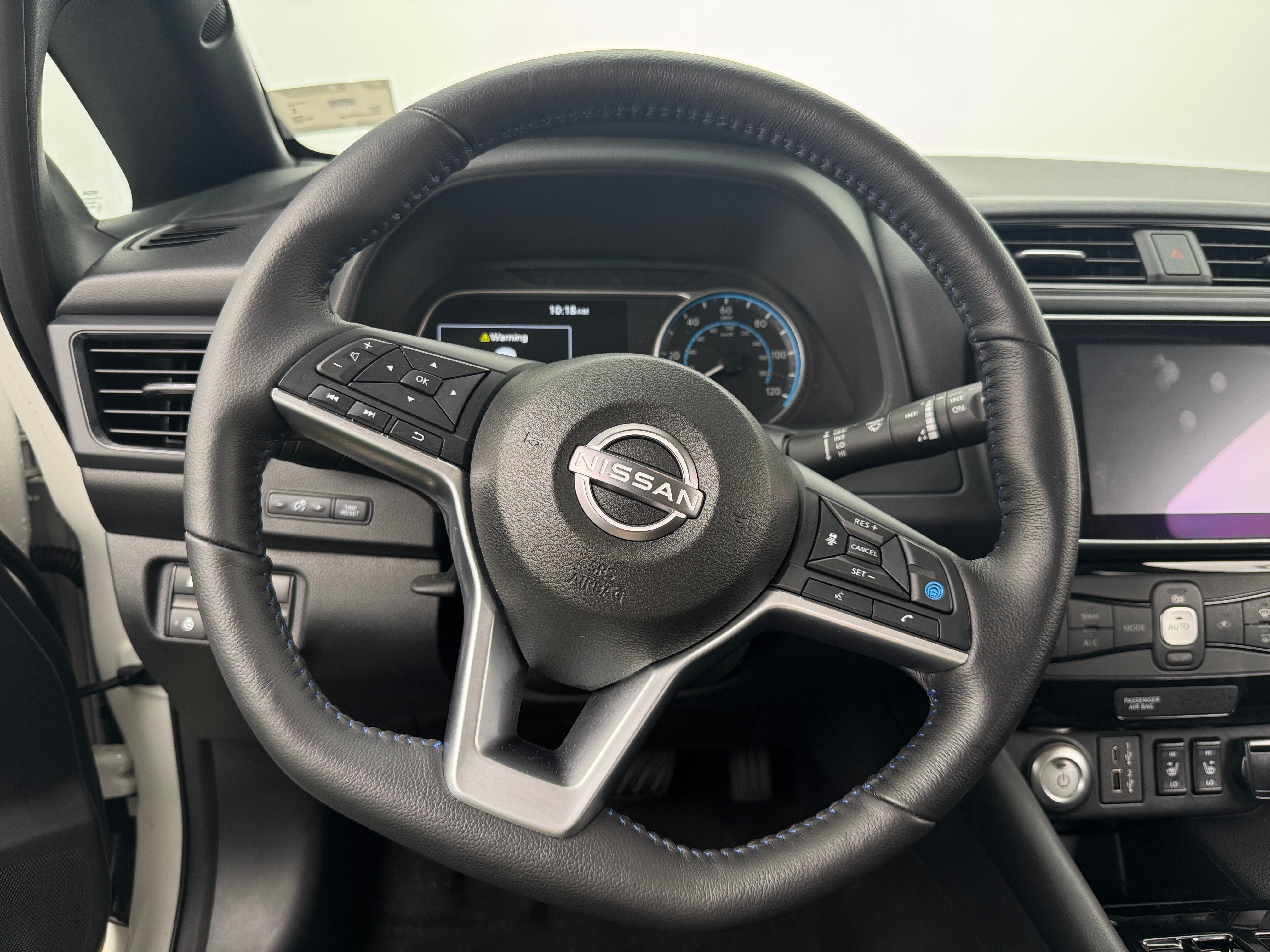 2023 Nissan Leaf SV Plus 5