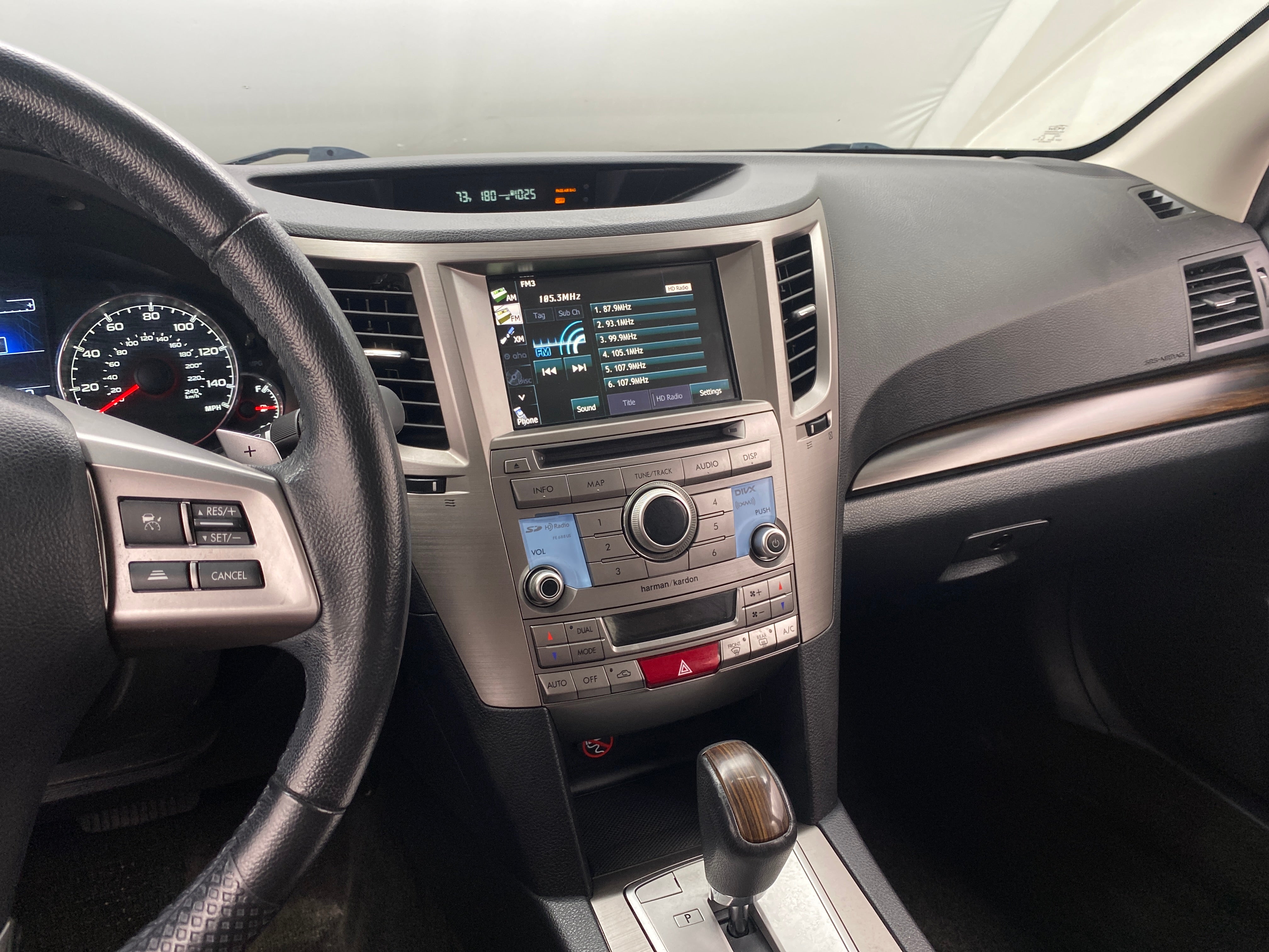 2014 Subaru Outback 2.5i Limited 3