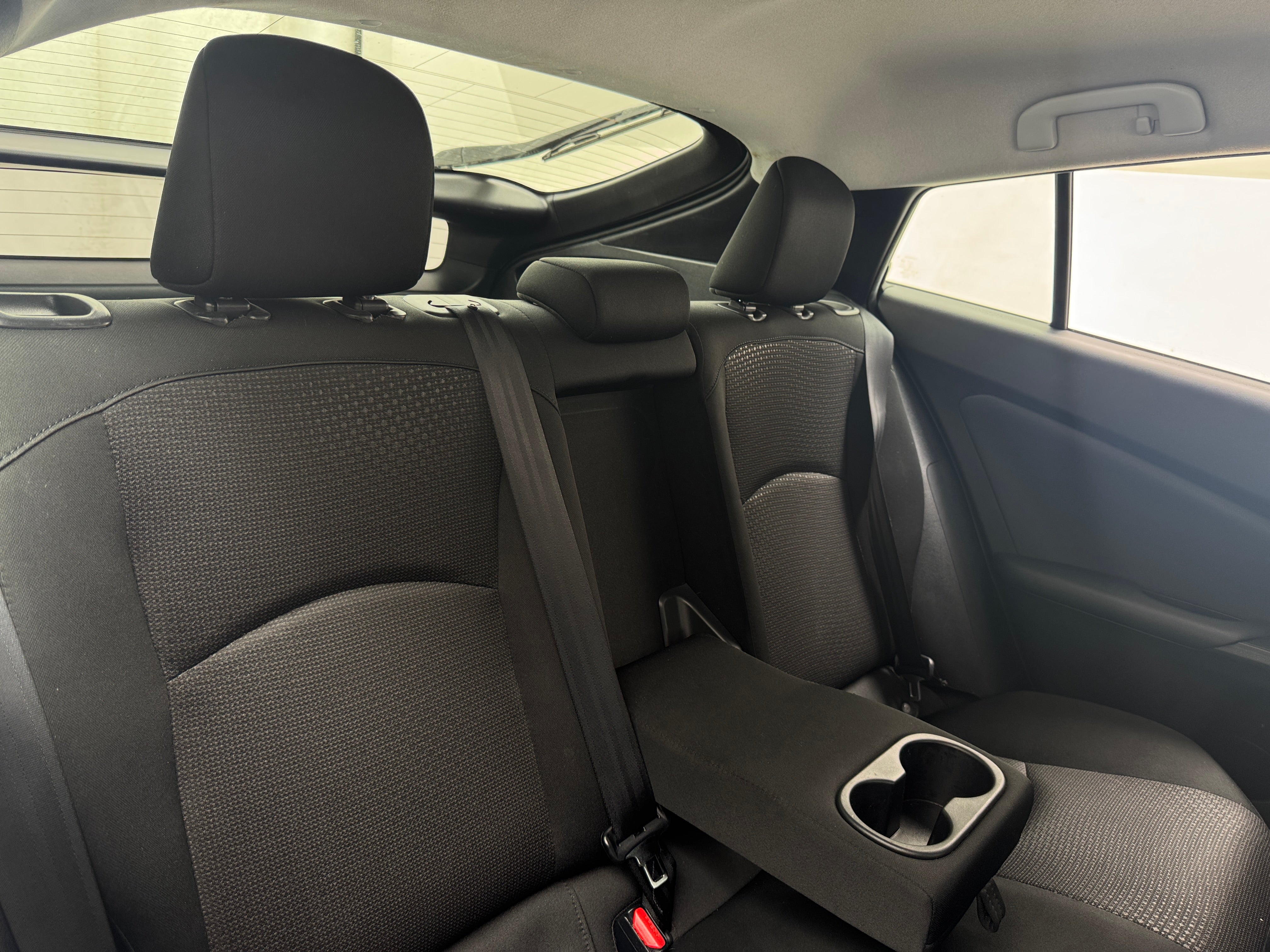 2022 Toyota Prius LE 6
