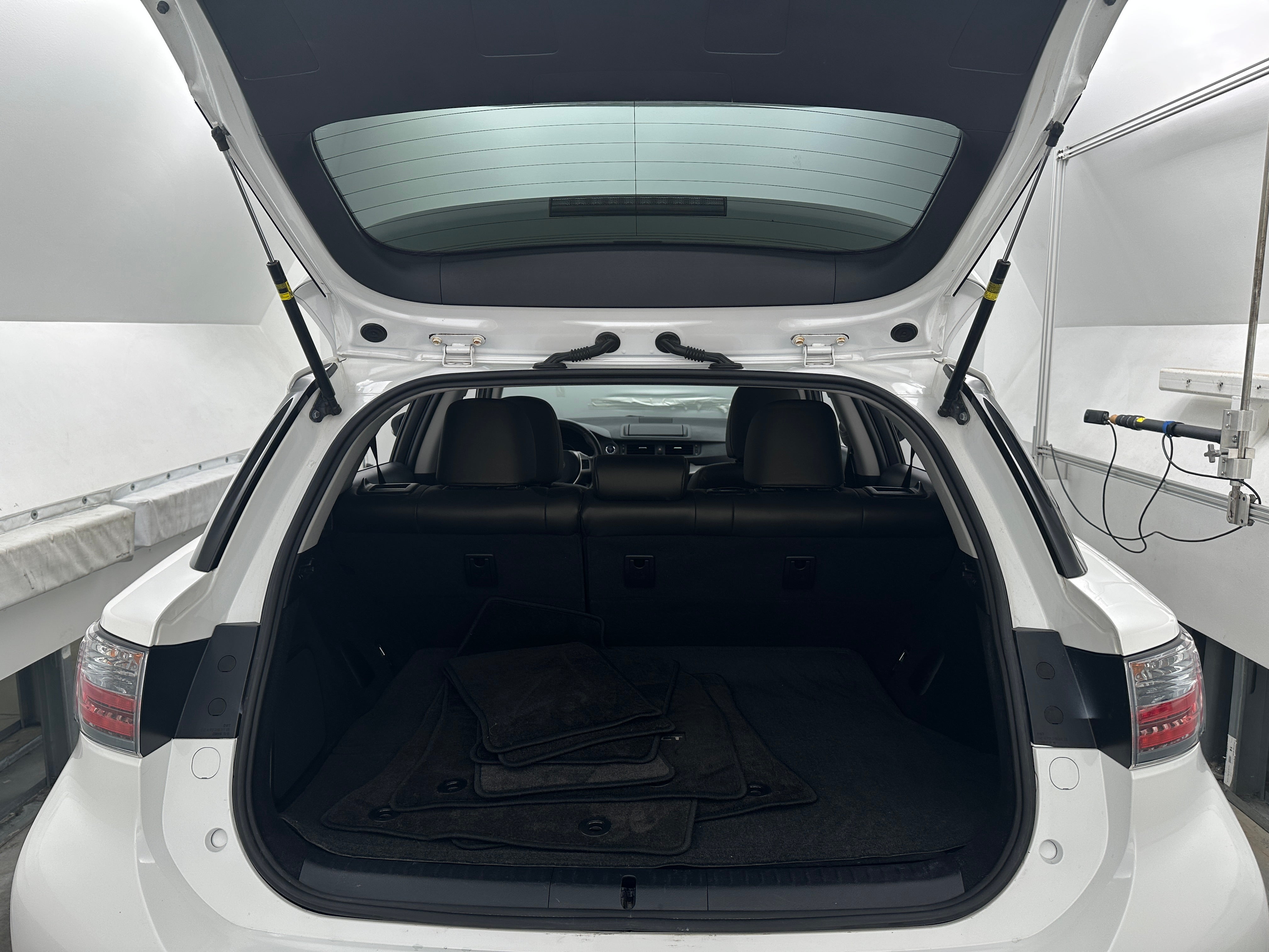 2013 Lexus CT 200h 6