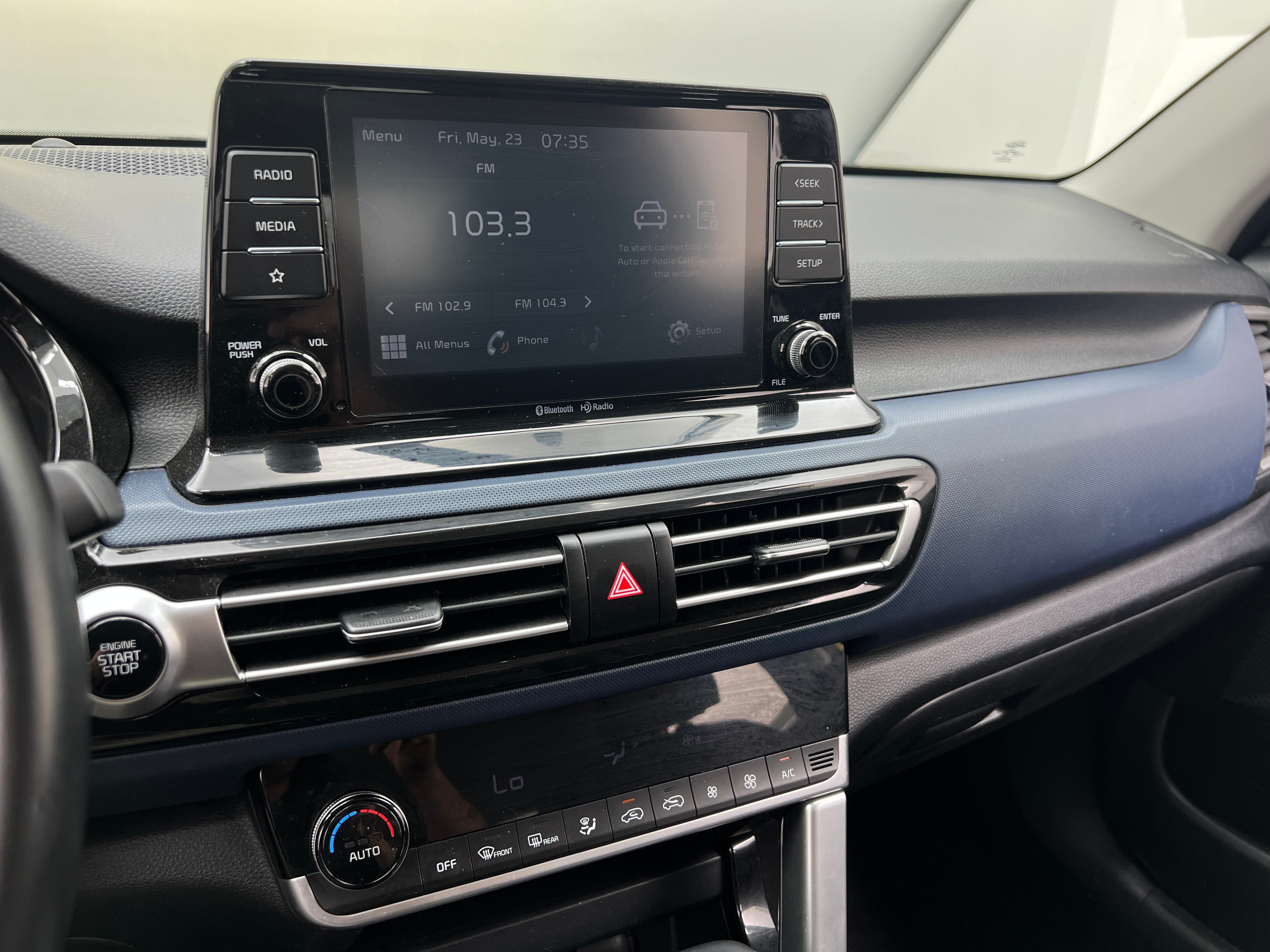 2023 Kia Seltos S 3