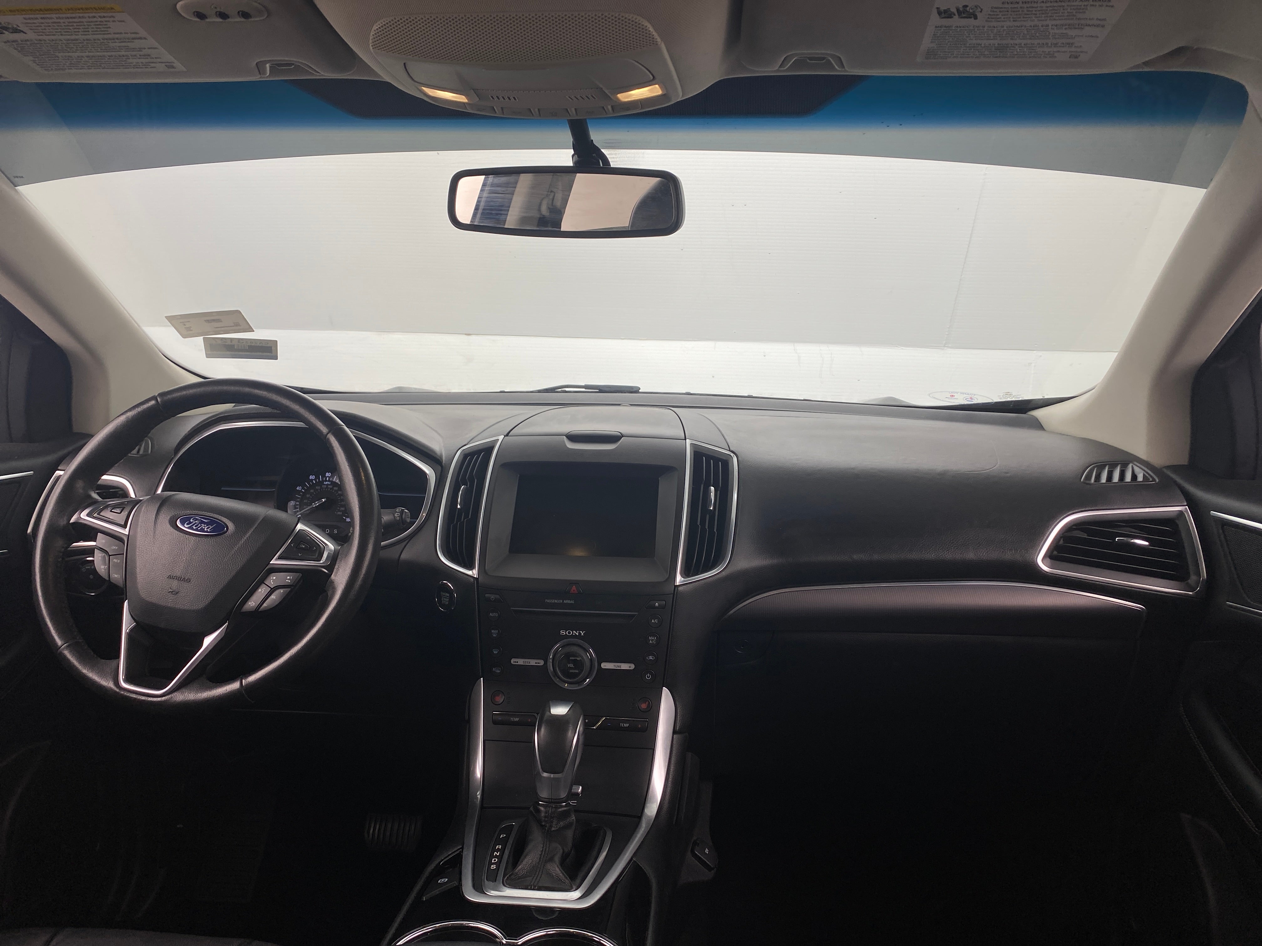 2015 Ford Edge Titanium 2