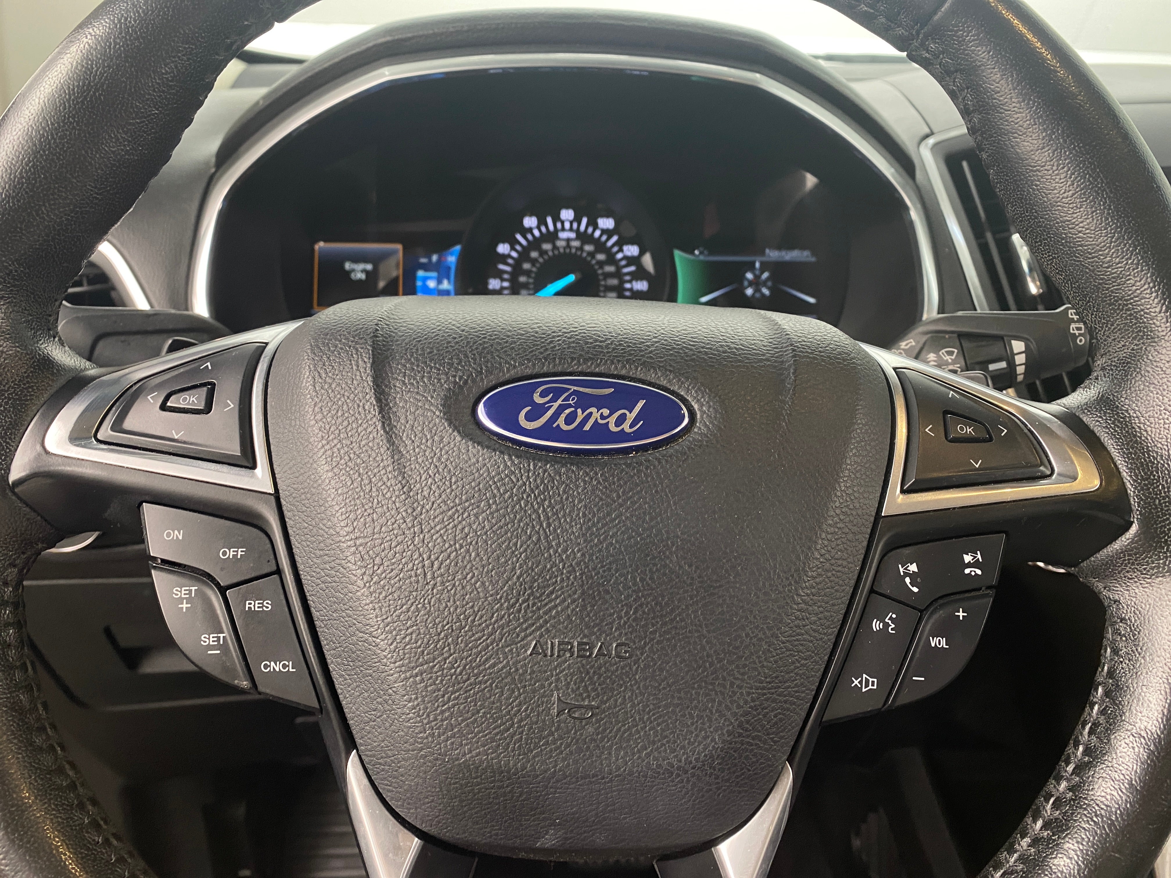 2015 Ford Edge Titanium 4