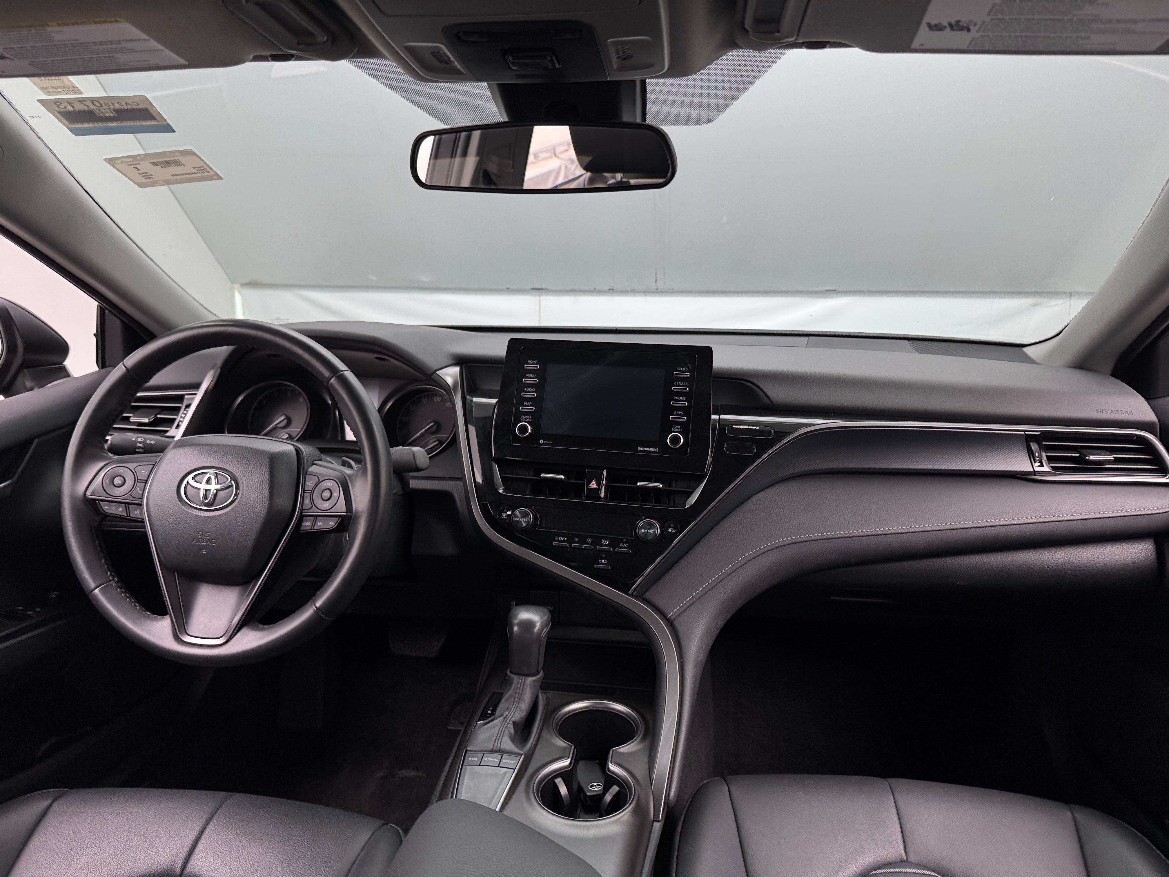 2024 Toyota Camry SE 2