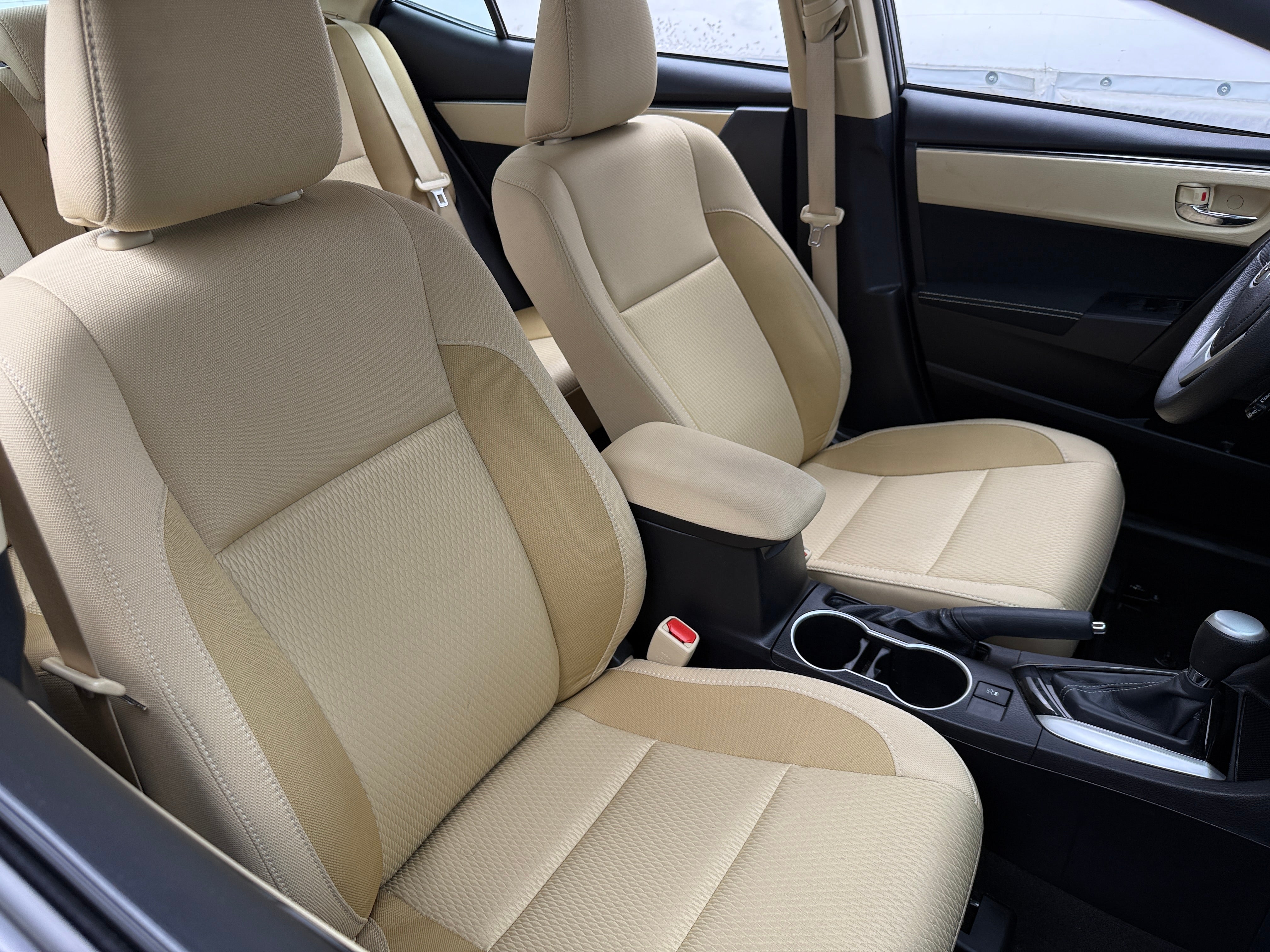 2019 Toyota Corolla LE 2
