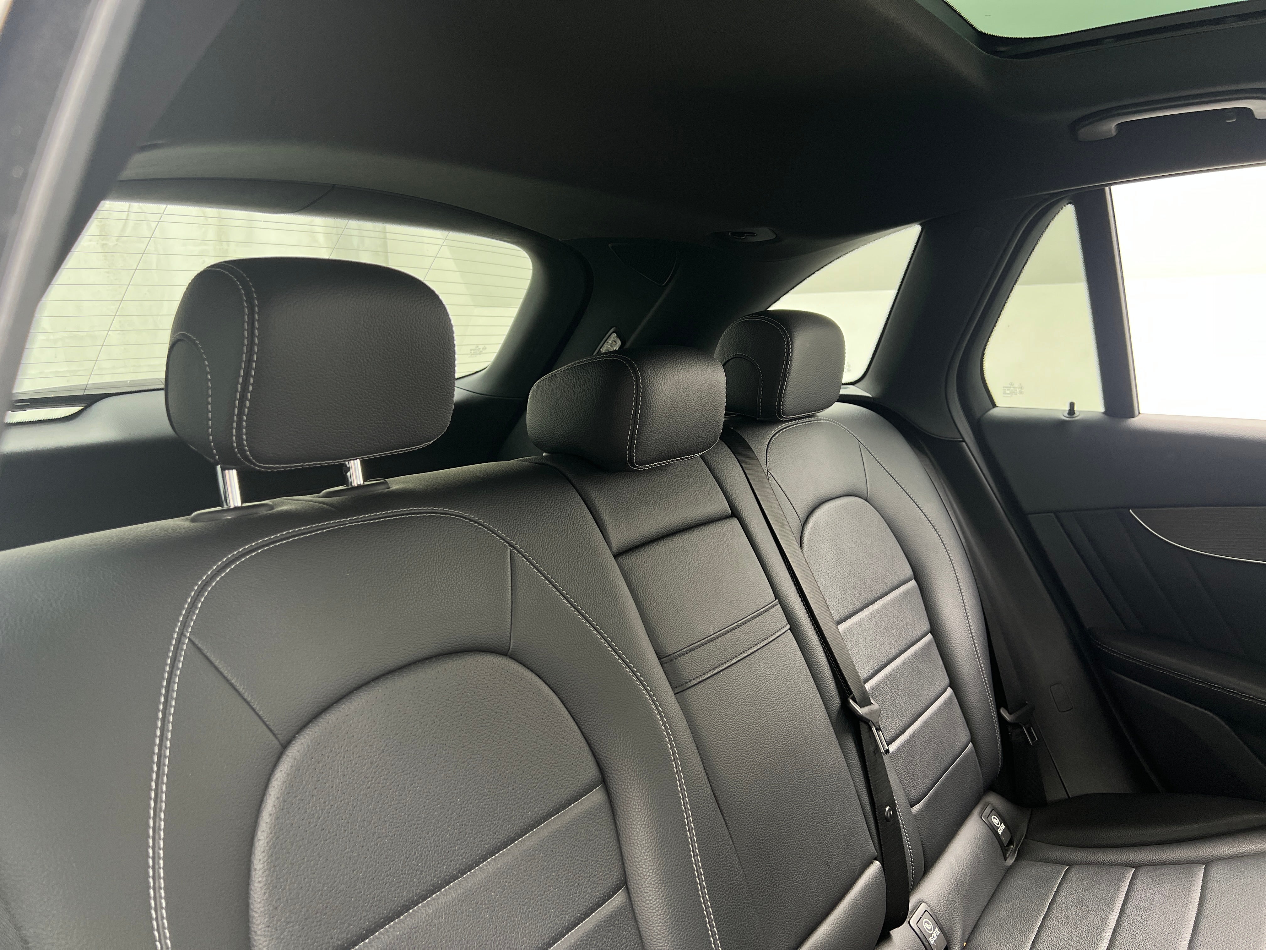 2020 Mercedes-Benz GLC 300 5